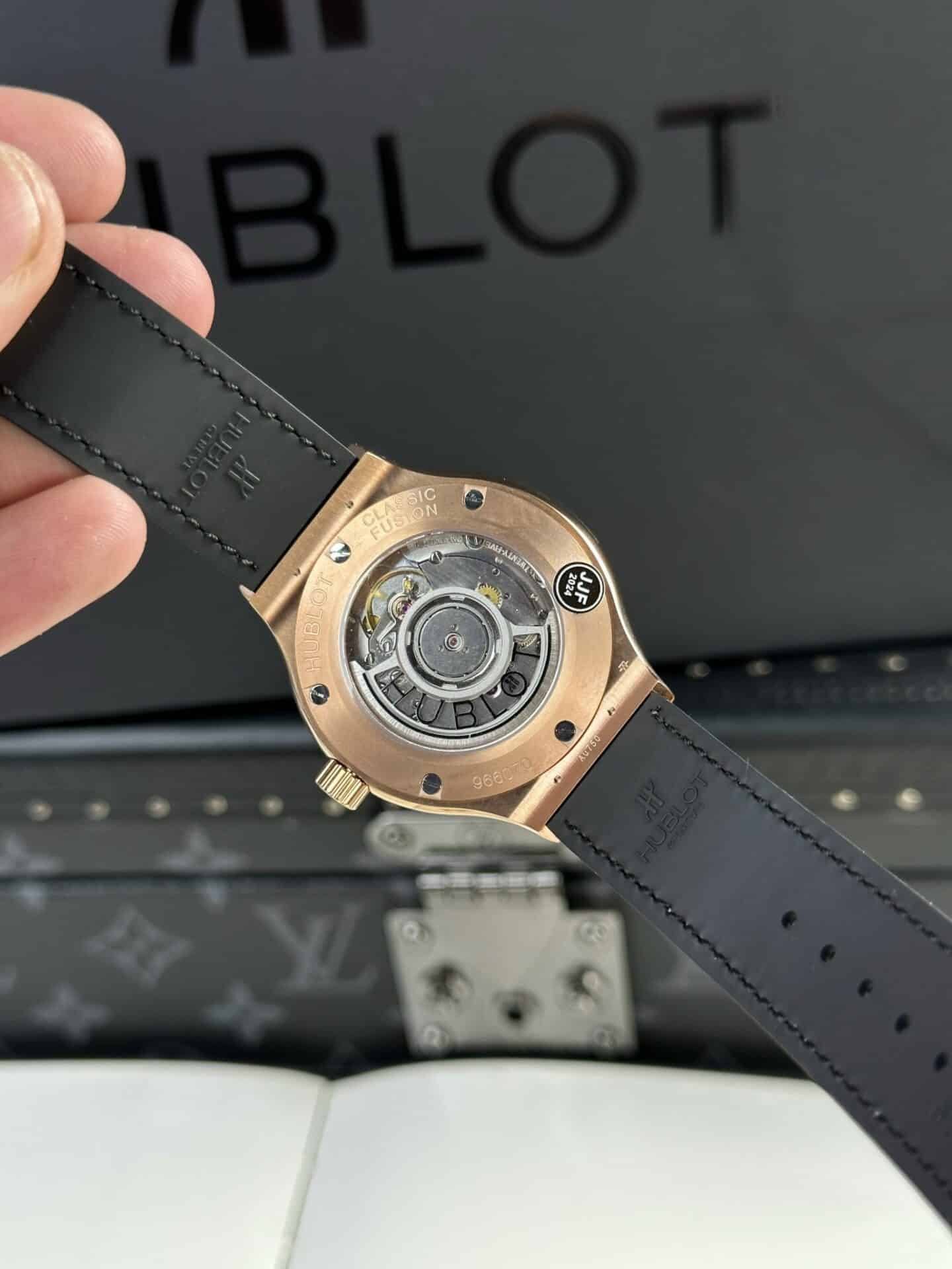 Hublot Classic Fusion King Gold Grey Dial Best Replica JJF 38mm - Image 6