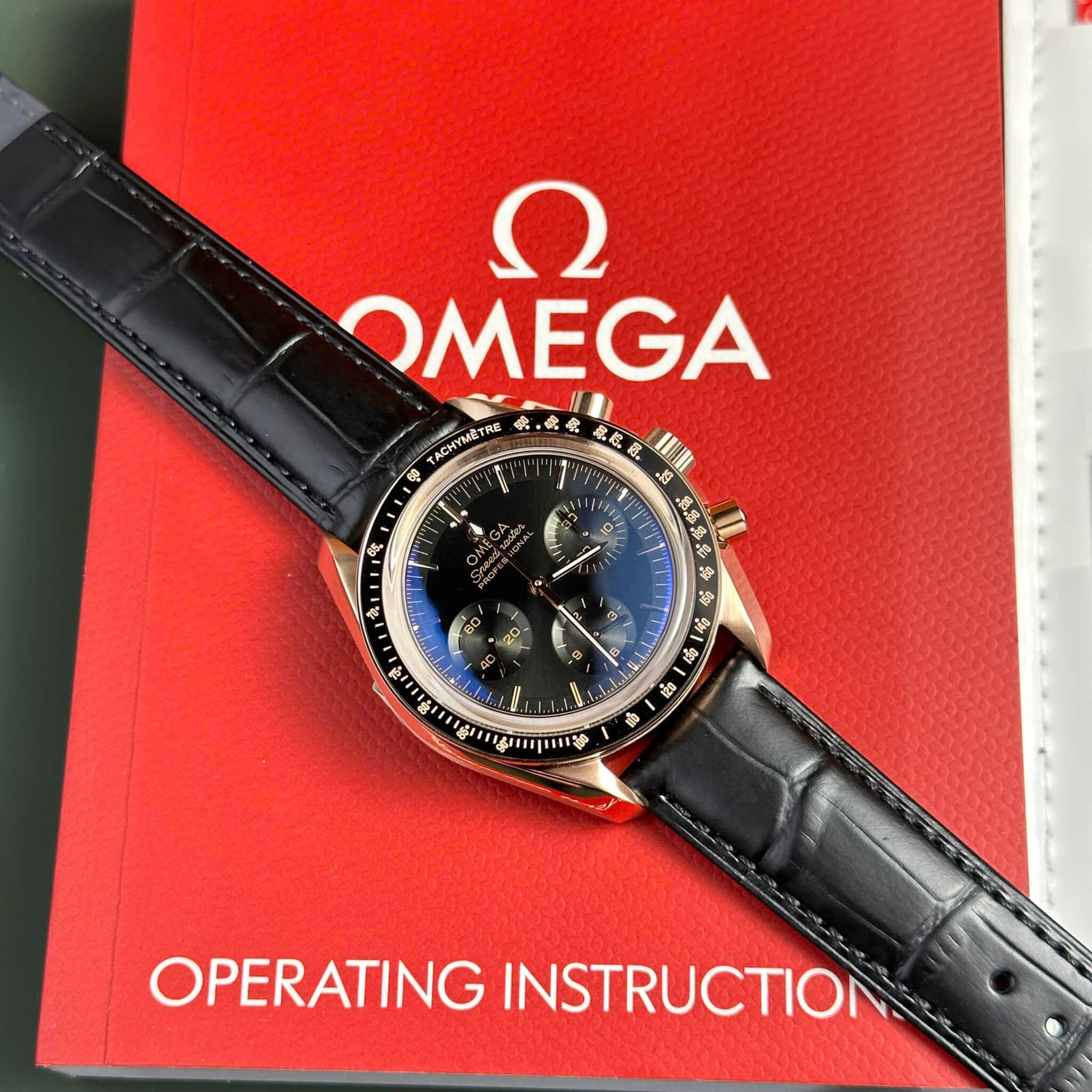 Omega Speedmaster Moonwatch Professional Chronograph Rose Gold Black Dial Swiss Replica 42mm - Image 2