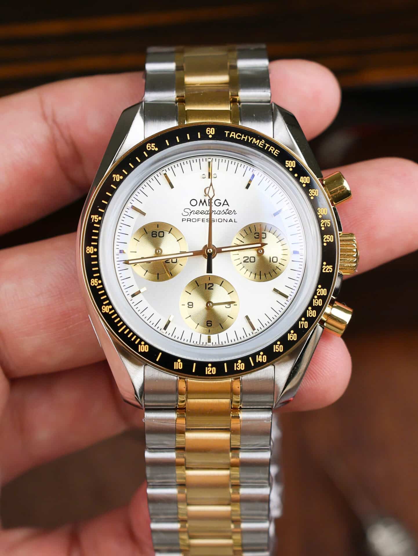 Omega Speedmaster Moonwatch Chronograph Two Tone Yellow Gold White Dial Swiss Replica 42mm