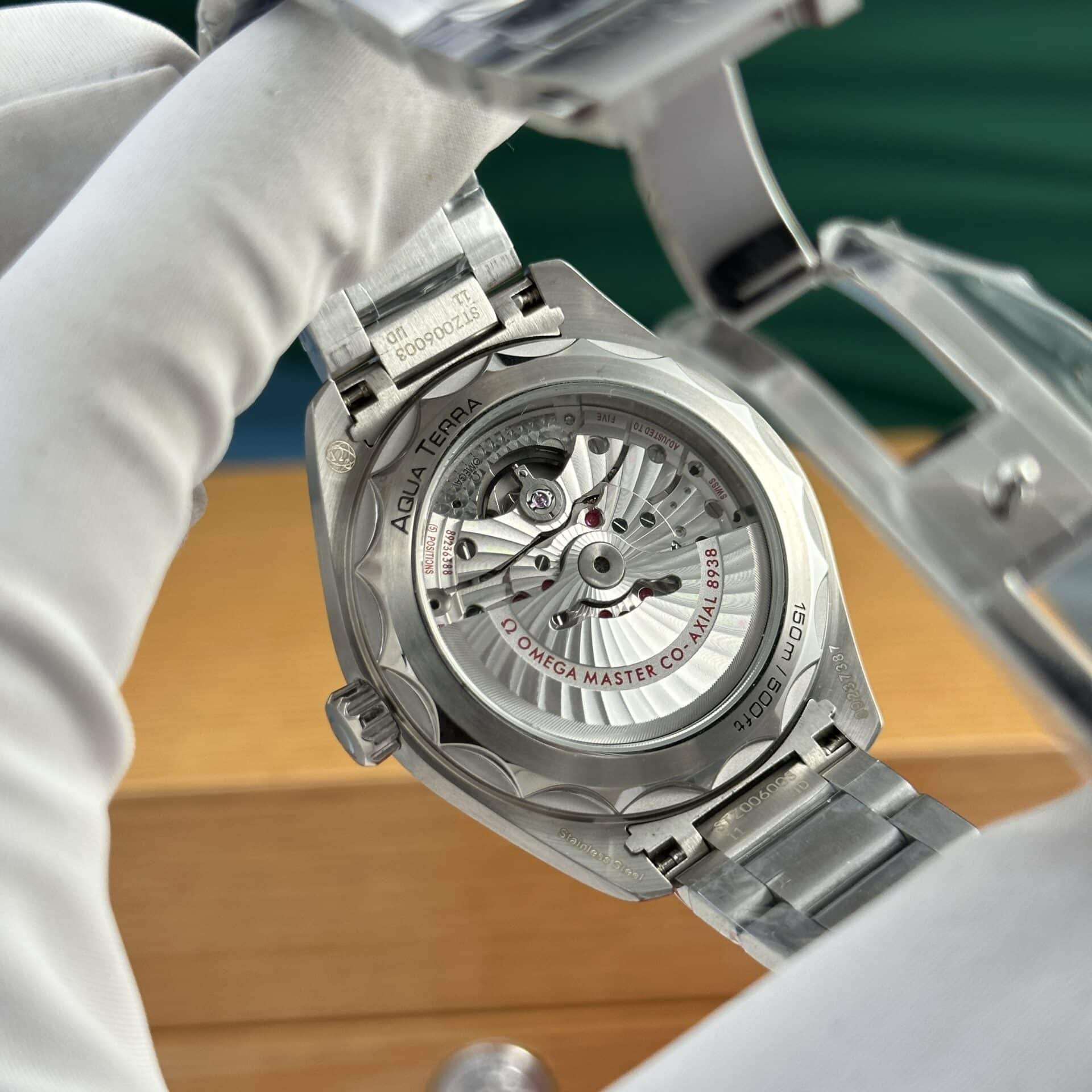 Omega Aqua Terra Worldtimer GMT White Dial Best Replica VSF 43mm - Image 8