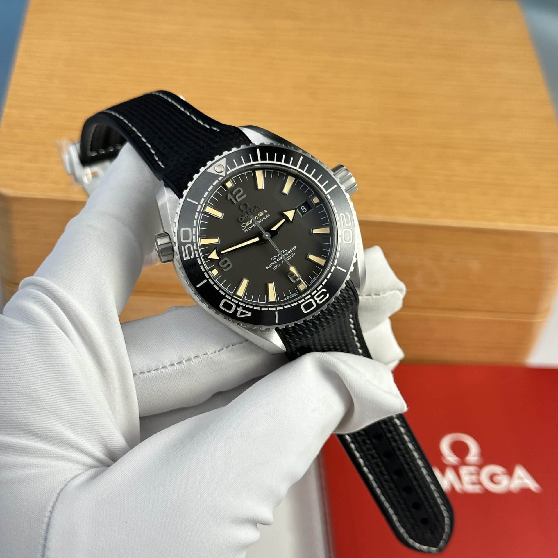 Omega Seamaster Planet Ocean 6000M Grey Dial Rubber Strap Super Clone VSF 43.5mm - Image 2