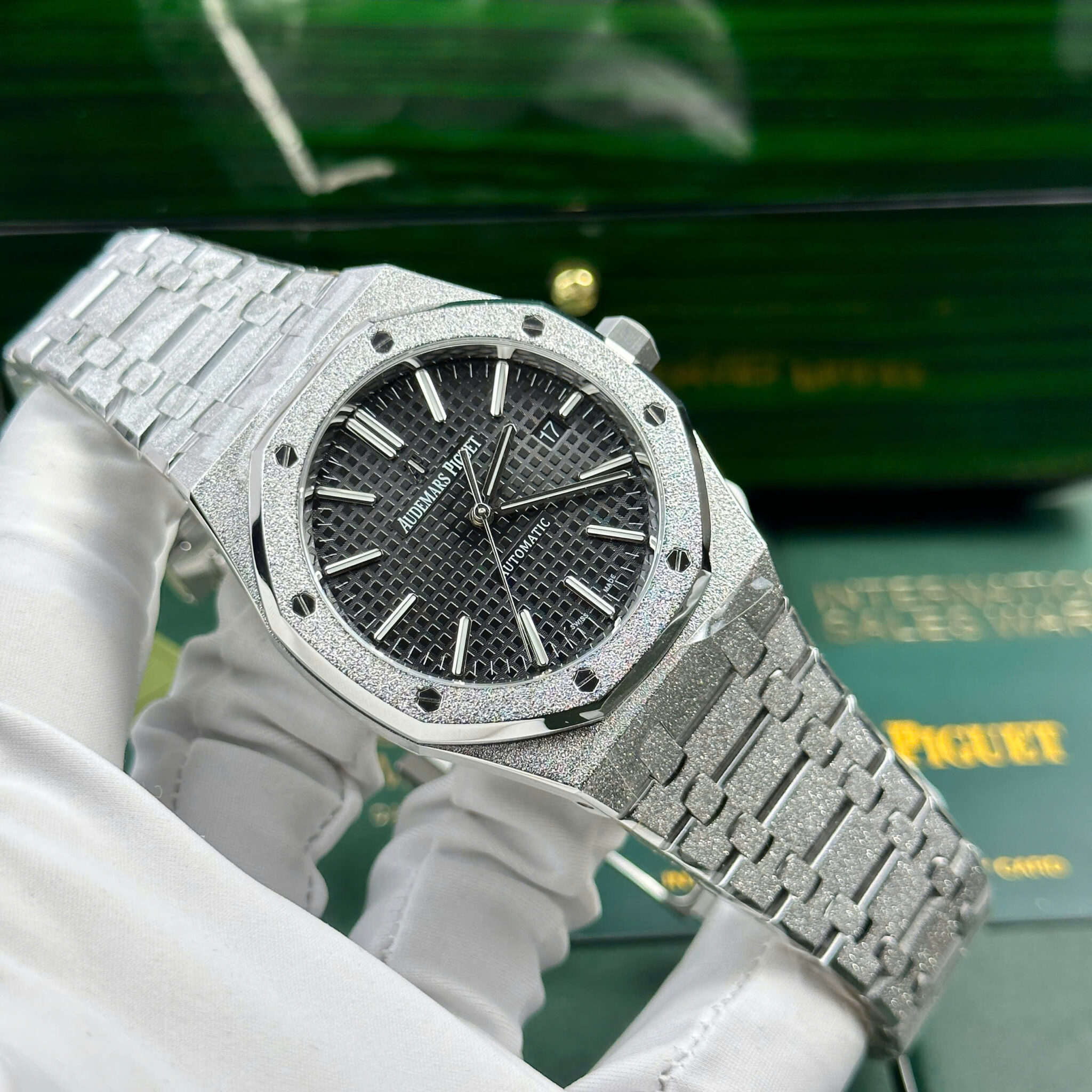 Audemars Piguet Royal Oak 15454BC Frosted Gold Black Dial 1:1 Best Replica APSF 37mm - Image 3