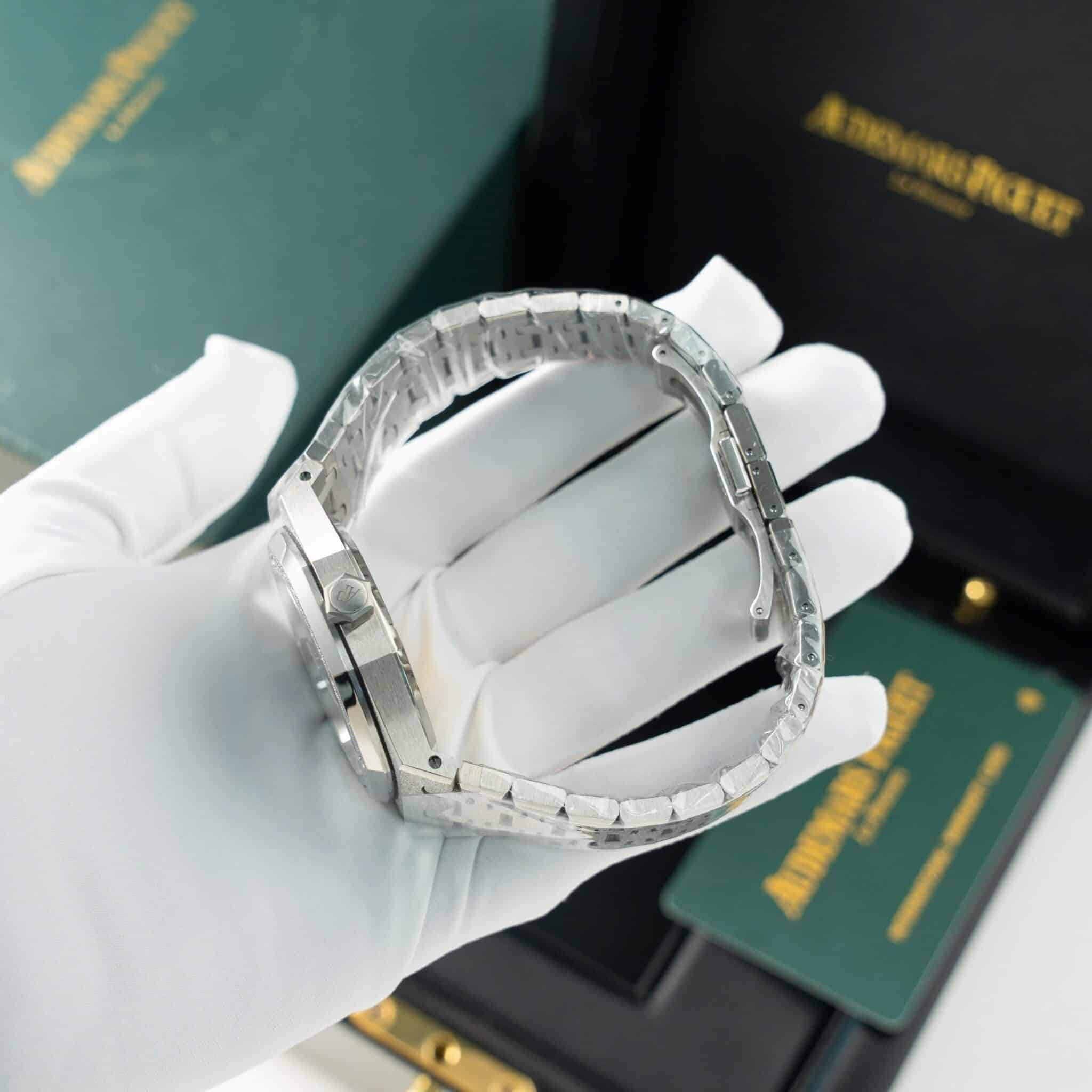 Audemars Piguet Royal Oak 15454BC Frosted Gold Blue Dial Best Replica APSF 37mm - Image 7