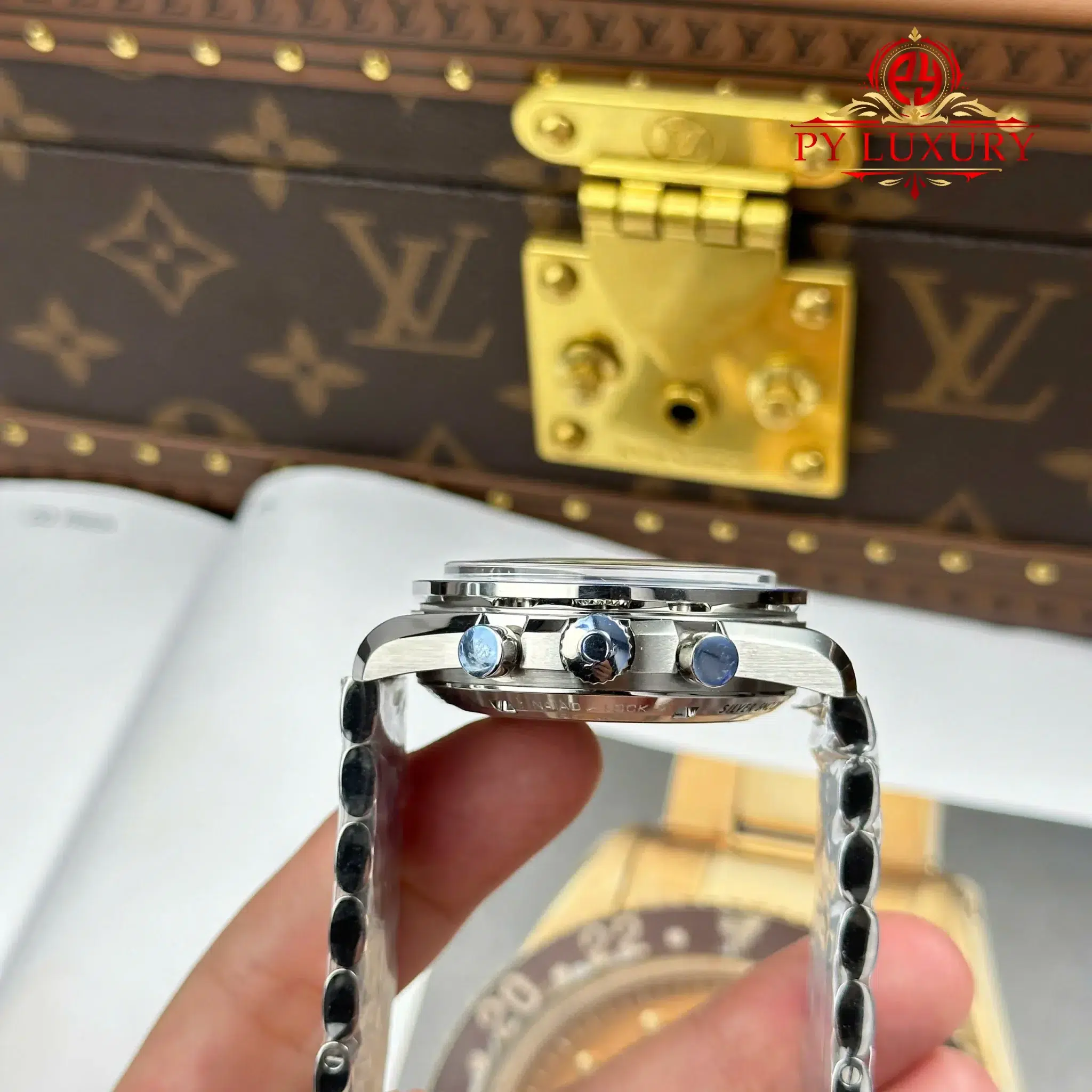 Omega Speedmaster Silver Snoopy 50th Anniversary Chronograph Steel Bracelet Replica 42mm - Image 10