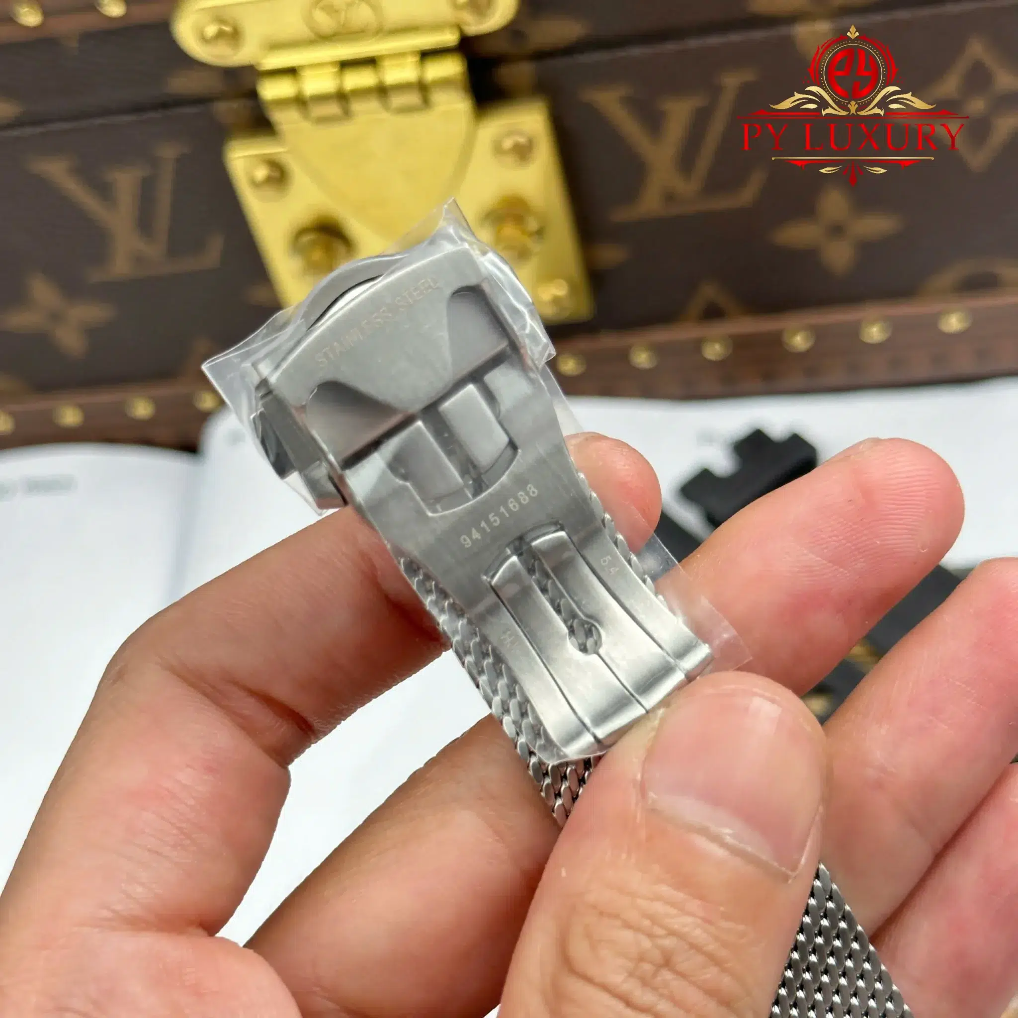 Omega Seamaster Diver 300M Steel No-Date Grey Dial 1:1 Best Replica VSF 42mm - Image 11