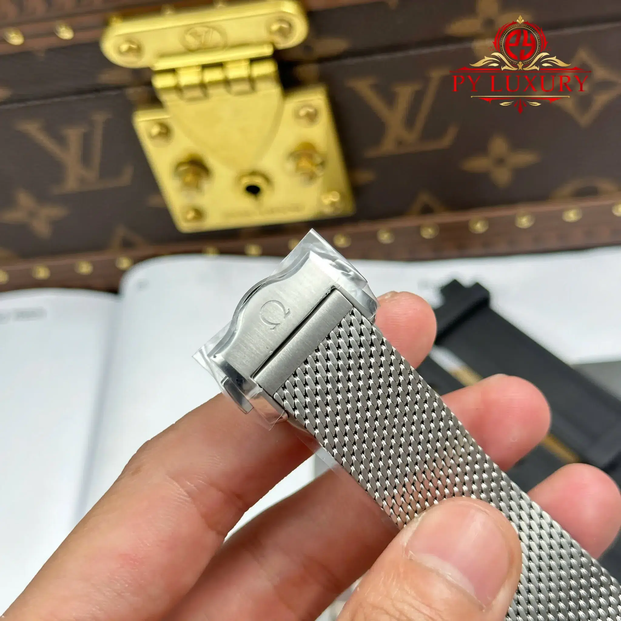 Omega Seamaster Diver 300M Steel No-Date Grey Dial 1:1 Best Replica VSF 42mm - Image 12