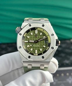 Audemars Piguet Royal Oak Offshore Diver 15720ST Khaki Green Dial Rubber Best Replica APSF 42mm