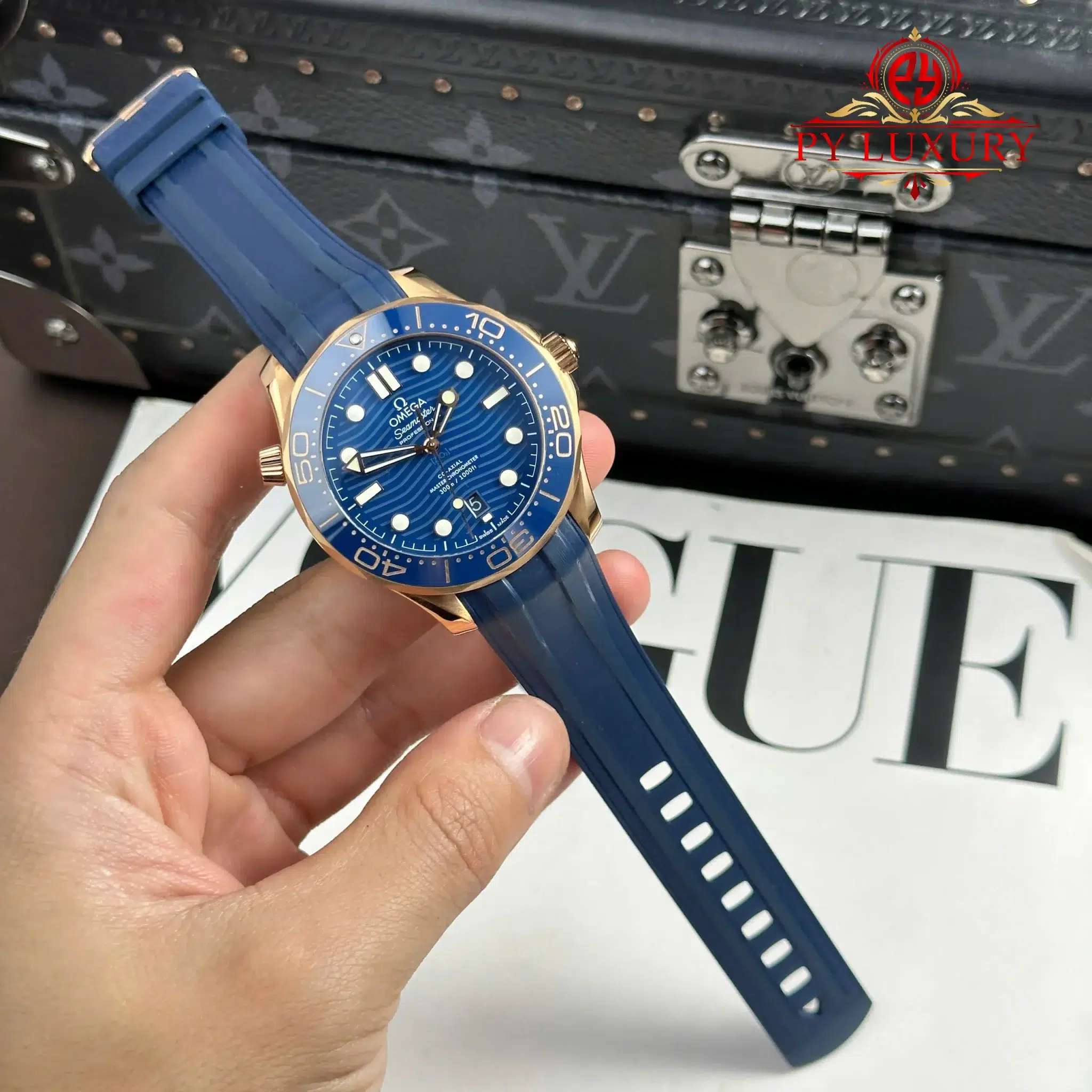Omega Seamaster Diver 300M Blue Dial Sedna Gold Rubber Strap 1:1 Best Replica VSF 42mm - Image 2