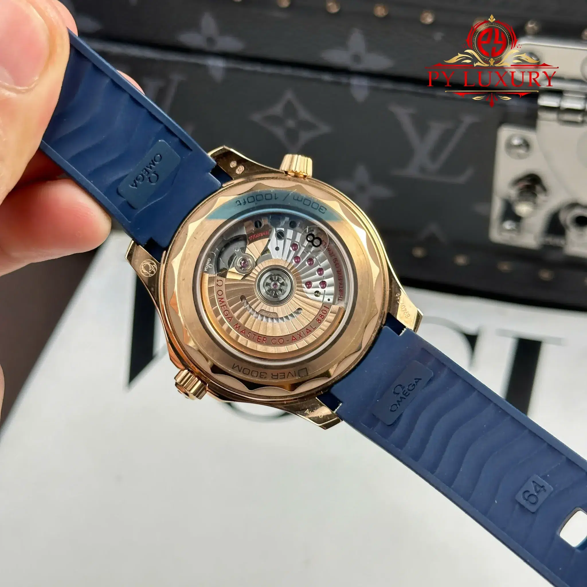 Omega Seamaster Diver 300M Blue Dial Sedna Gold Rubber Strap 1:1 Best Replica VSF 42mm - Image 8