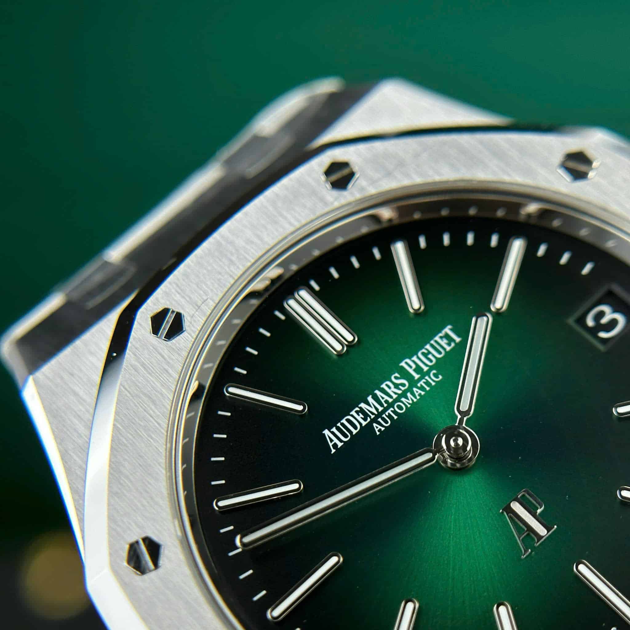 Audemars Piguet Royal Oak 16202PT Smoked Green Dial Best Replica ZF 39mm - Image 5