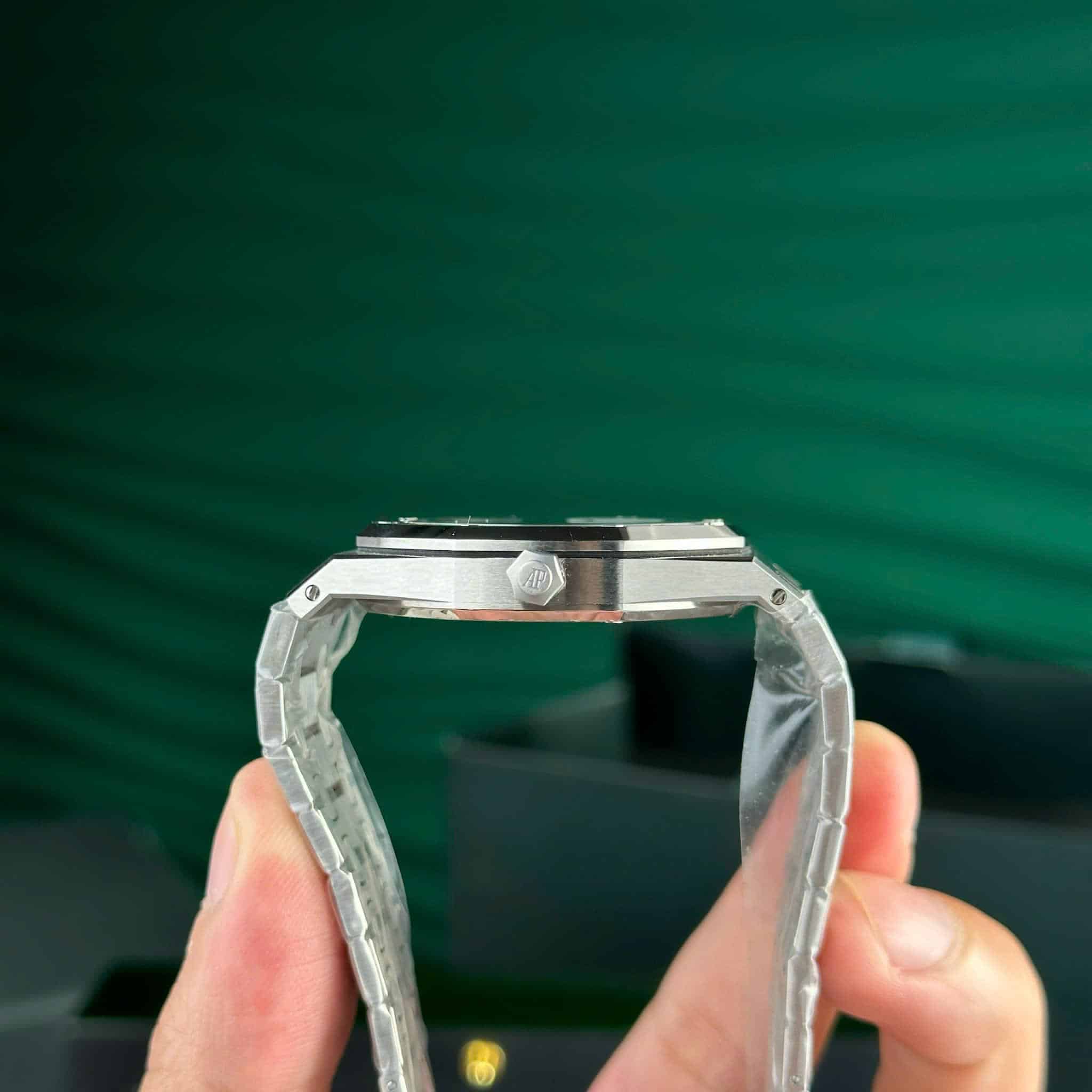 Audemars Piguet Royal Oak 16202PT Smoked Green Dial Best Replica ZF 39mm - Image 8