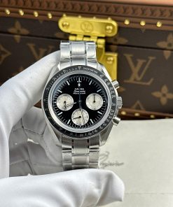 Omega Moonwatch Speedmaster Speedy Tuesday Steel Limited Edition Black & White Dial Replica 42mm