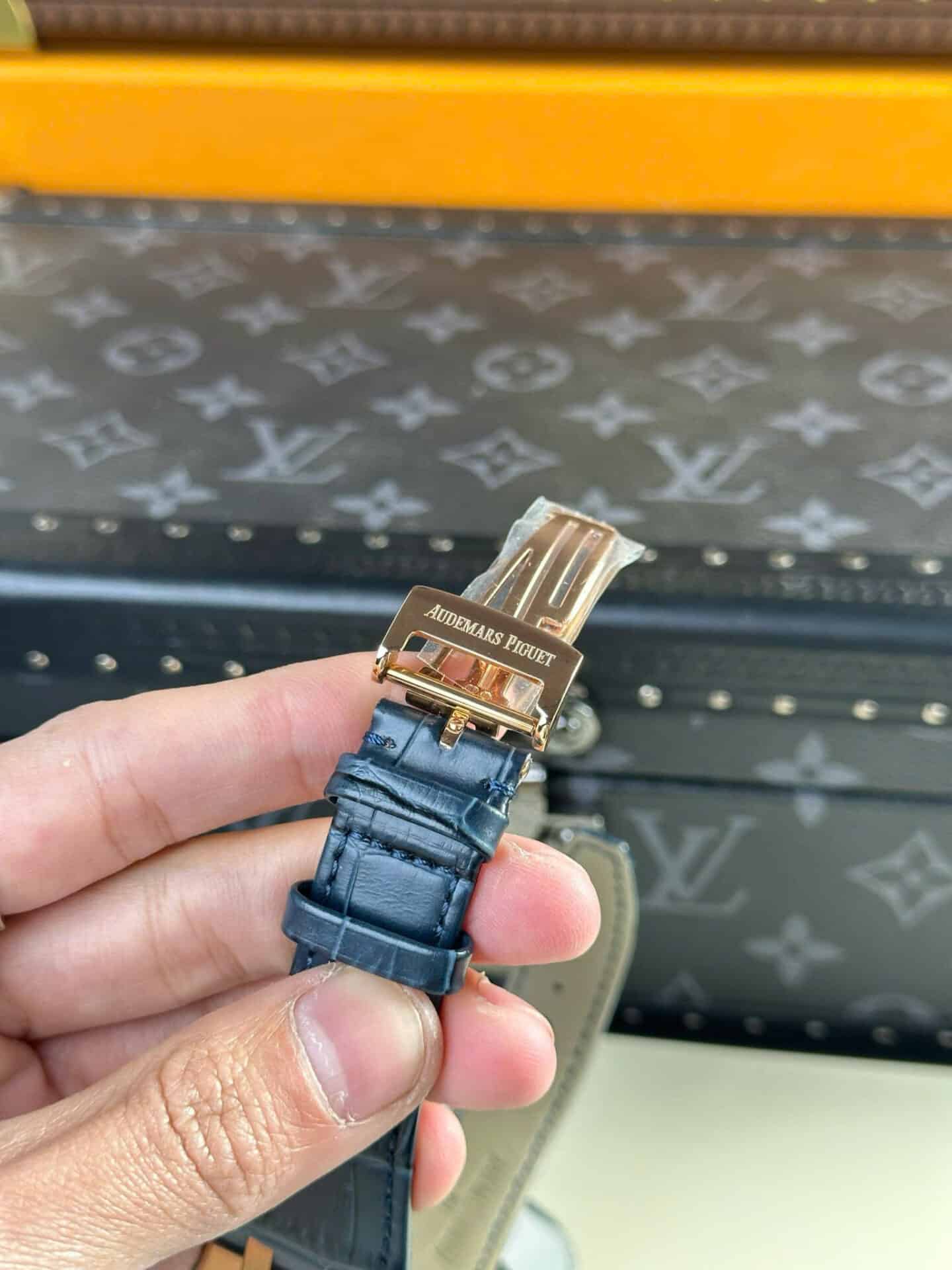 Audemars Piguet Royal Oak 15510OR 50th Anniversary Blue Dial Leather Best Replica APSF 41mm - Image 9