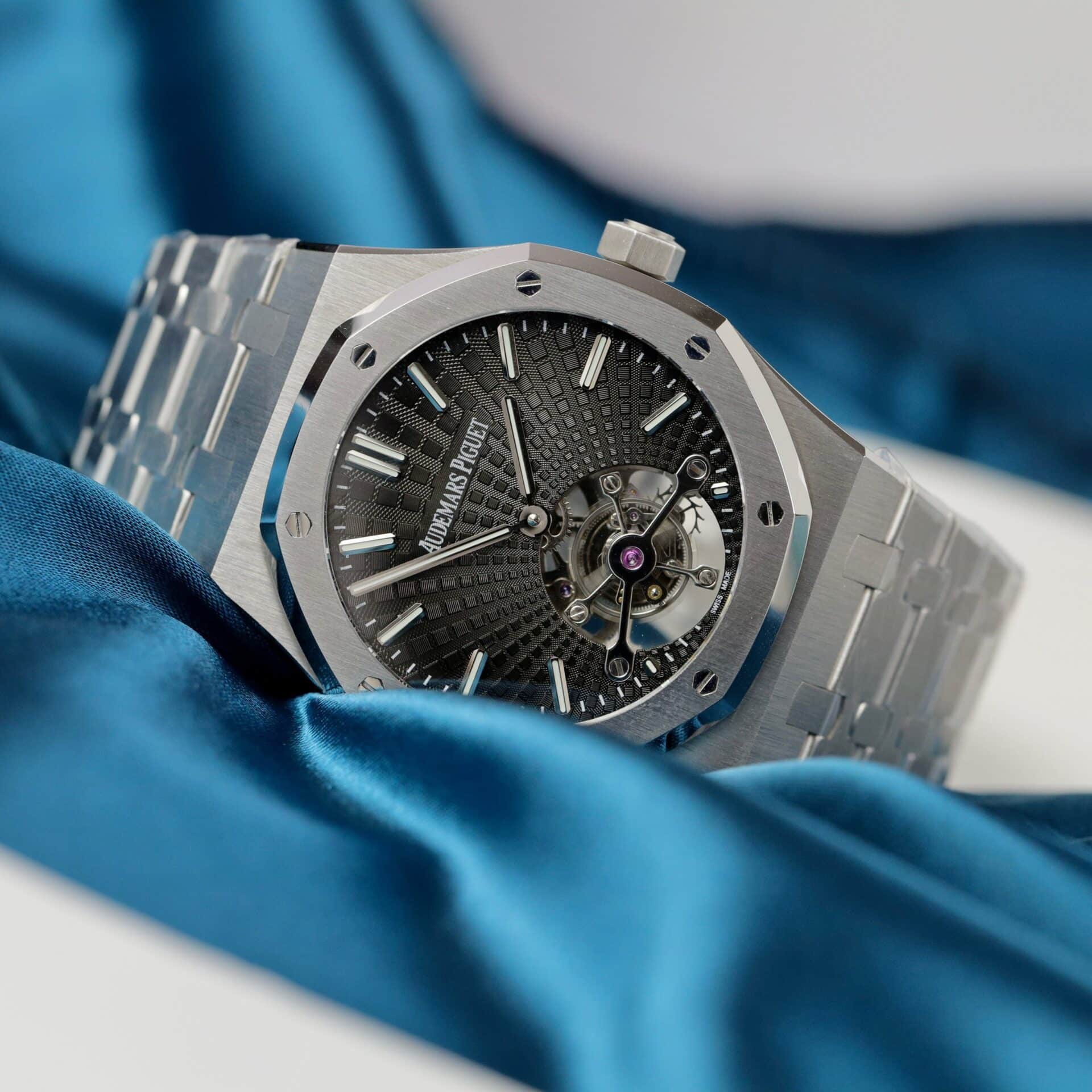 Audemars Piguet Royal Oak Flying Tourbillon 26730ST Grey Dial Best Replica R8F 41mm - Image 4