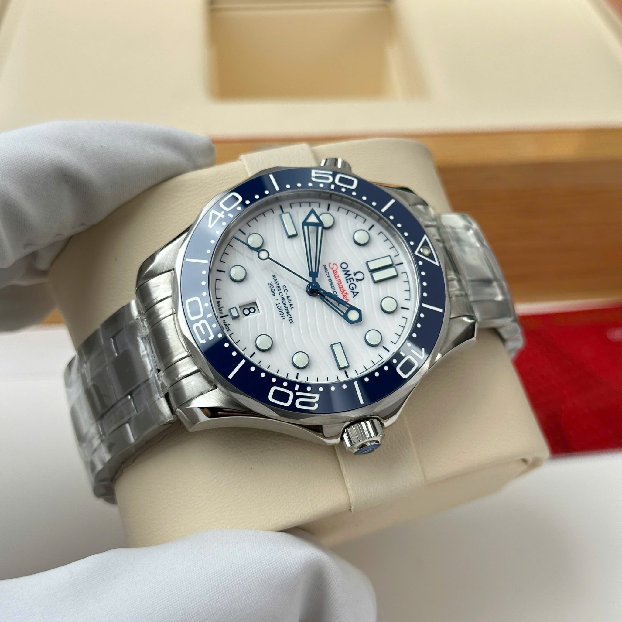 Omega Seamaster Diver 300M Tokyo 2020 White Dial Blue Ceramic Bezel Super Clone 42mm - Image 4