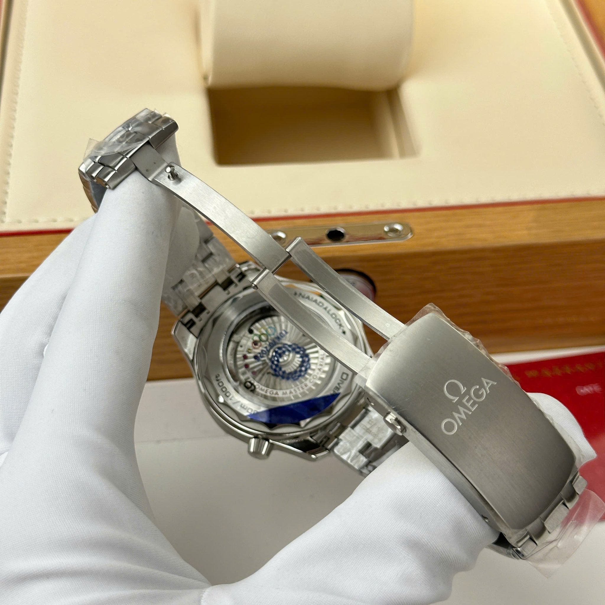 Omega Seamaster Diver 300M Tokyo 2020 White Dial Blue Ceramic Bezel Super Clone 42mm - Image 8