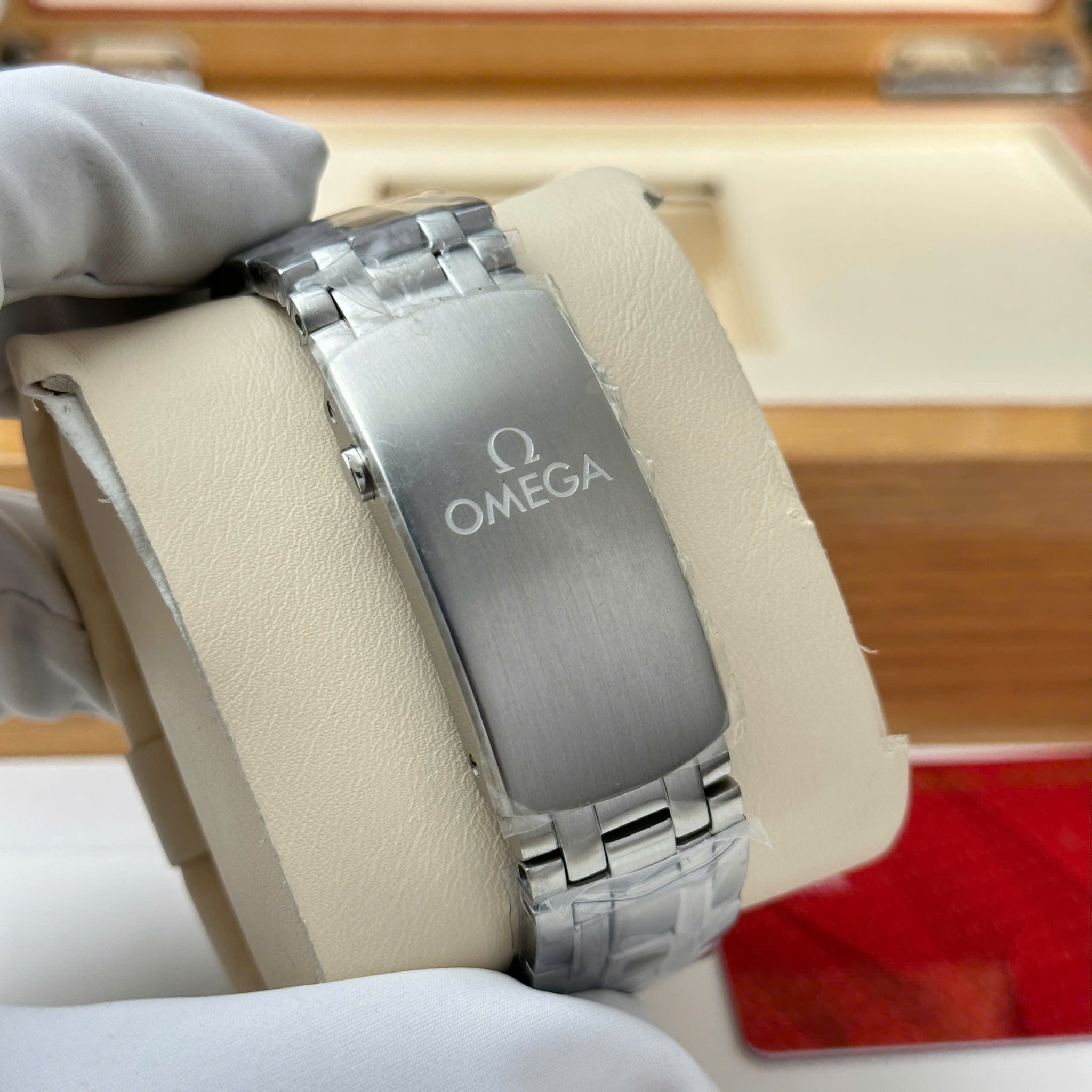 Omega Seamaster Diver 300M Tokyo 2020 White Dial Blue Ceramic Bezel Super Clone 42mm - Image 9