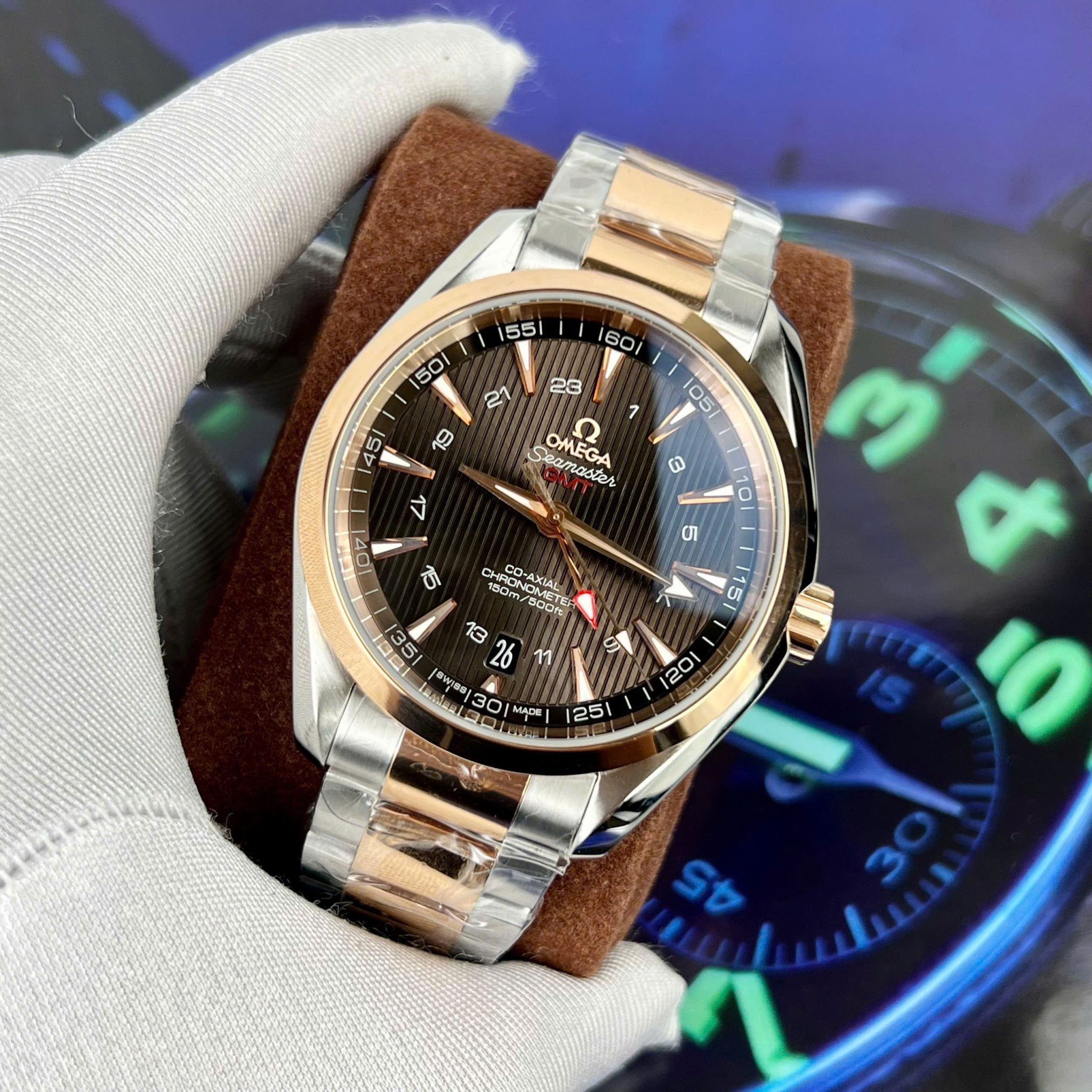 Omega Seamaster Aqua Terra GMT Two Tone Rose Gold Brown Dial Best Replica VSF 43mm