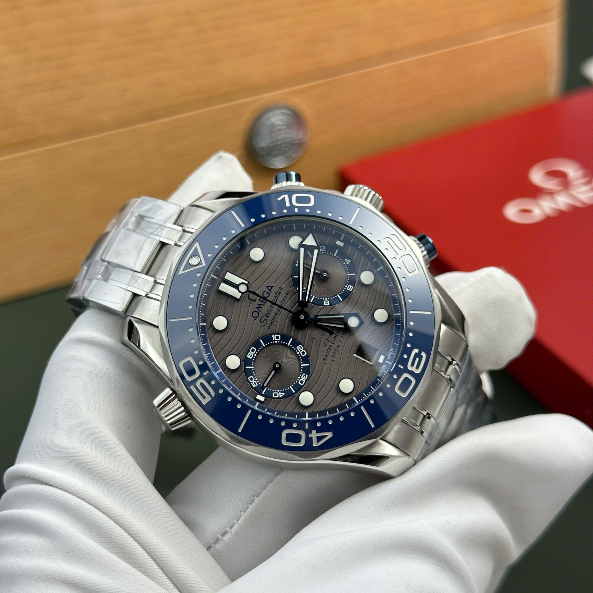 Omega Seamaster Diver 300M Chronograph Grey Dial Blue Ceramic Bezel Best Copy N1 Factory 44mm - Image 4