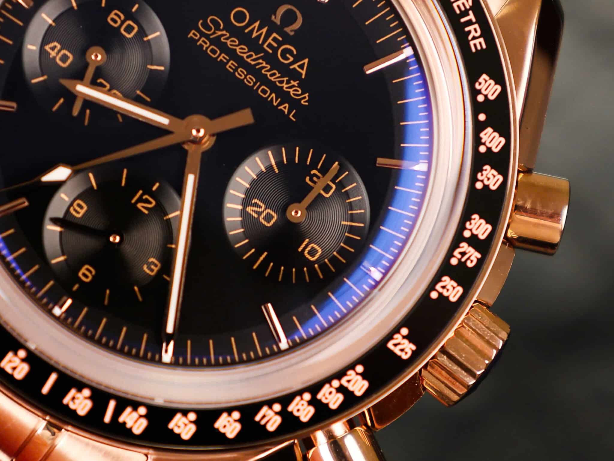 Omega Speedmaster Moonwatch Professional Chronograph Sedna Gold Black Dial Replica 42mm - Image 6