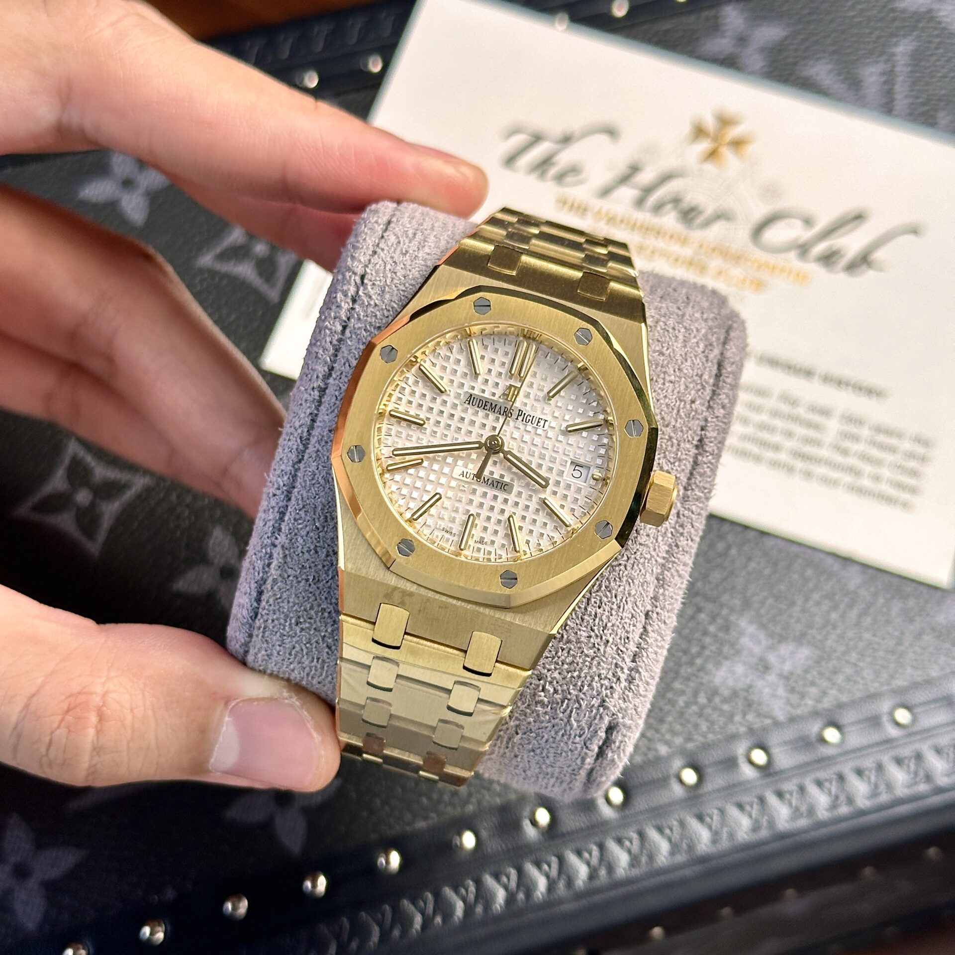 Audemars Piguet Royal Oak 15450BA Yellow Gold White Dial Replica IP Factory 37mm - Image 3