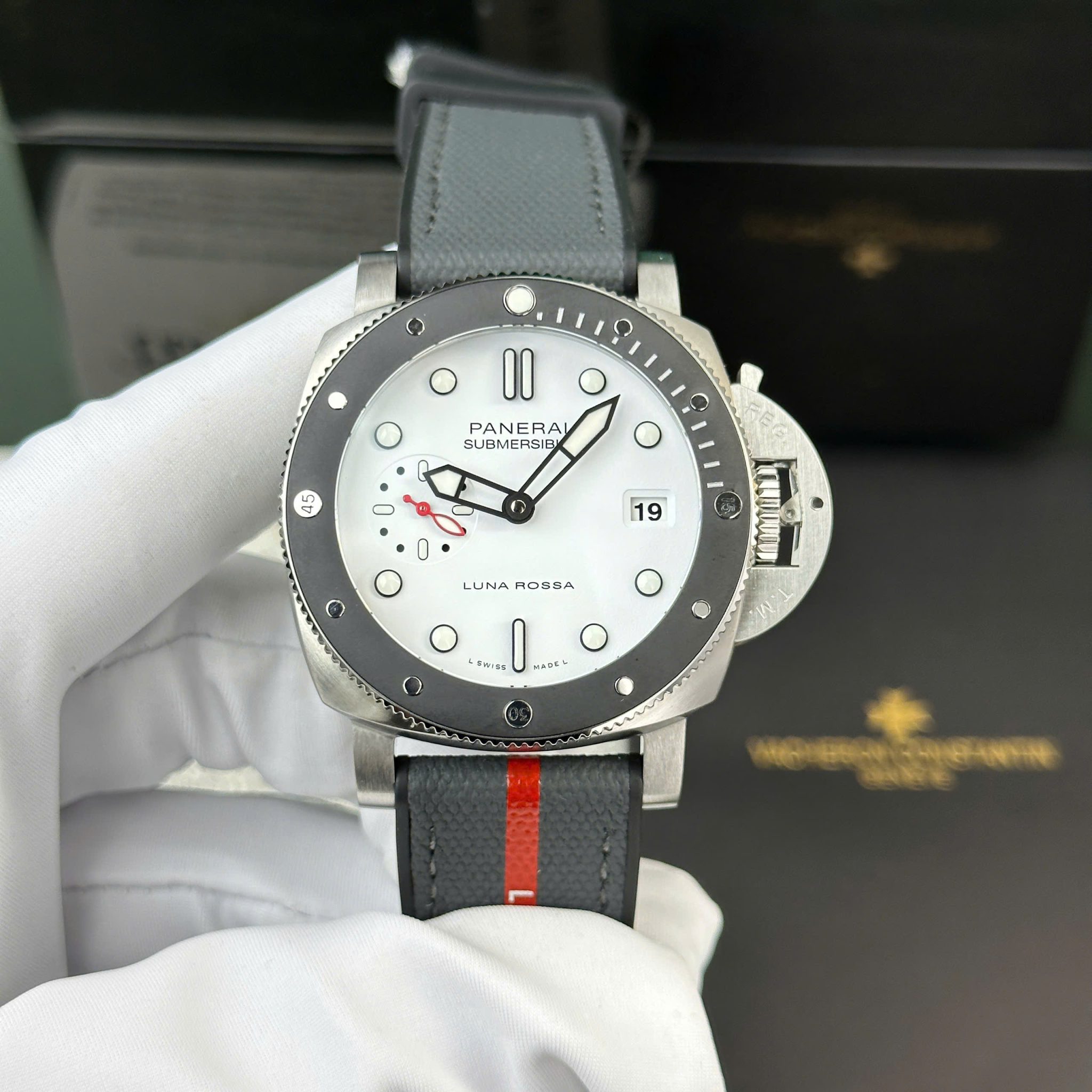 Panerai Submersible Luna Rossa PAM01579 White Dial Leather Strap Best Replica VSF 42mm