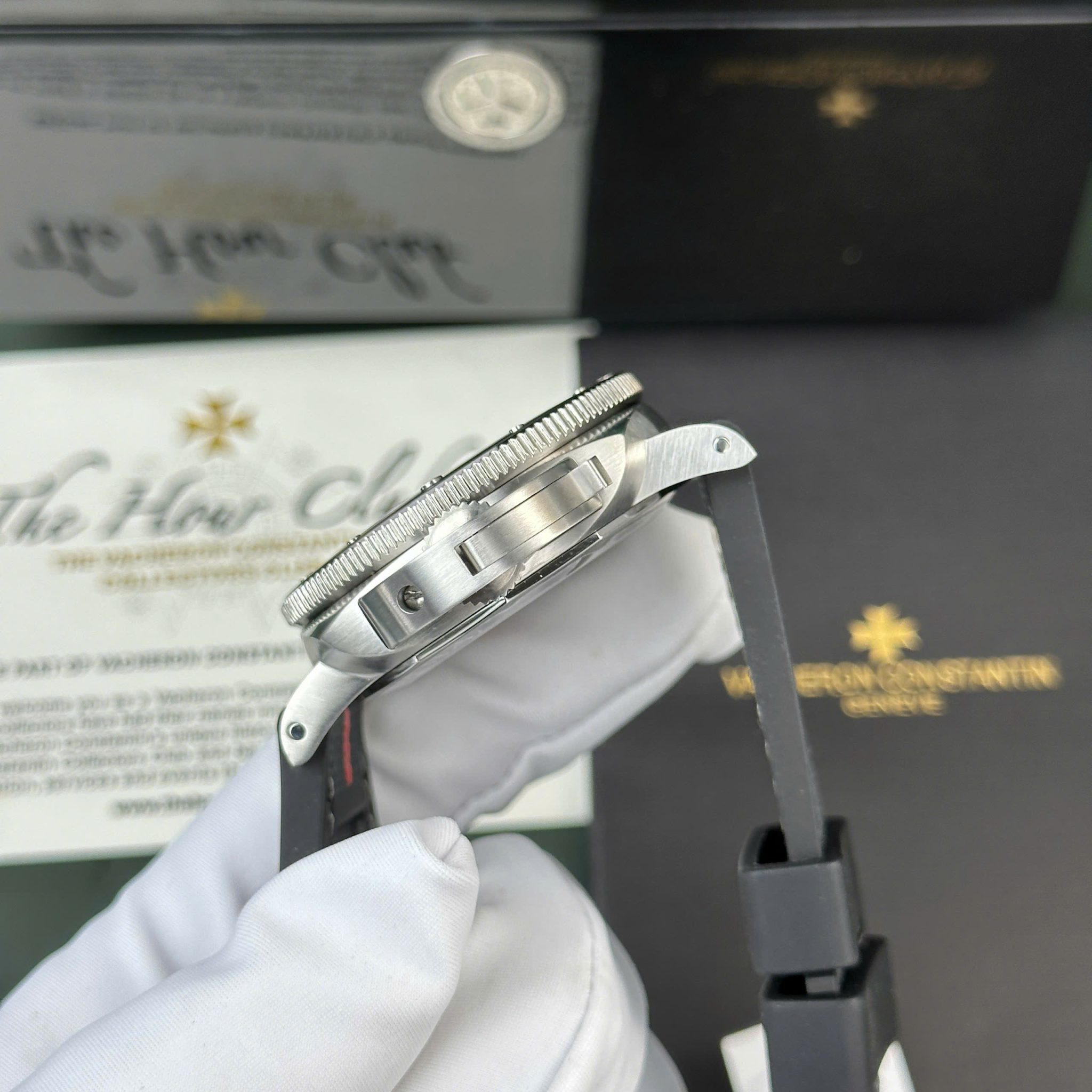 Panerai Submersible Luna Rossa PAM01579 White Dial Leather Strap Best Replica VSF 42mm - Image 7