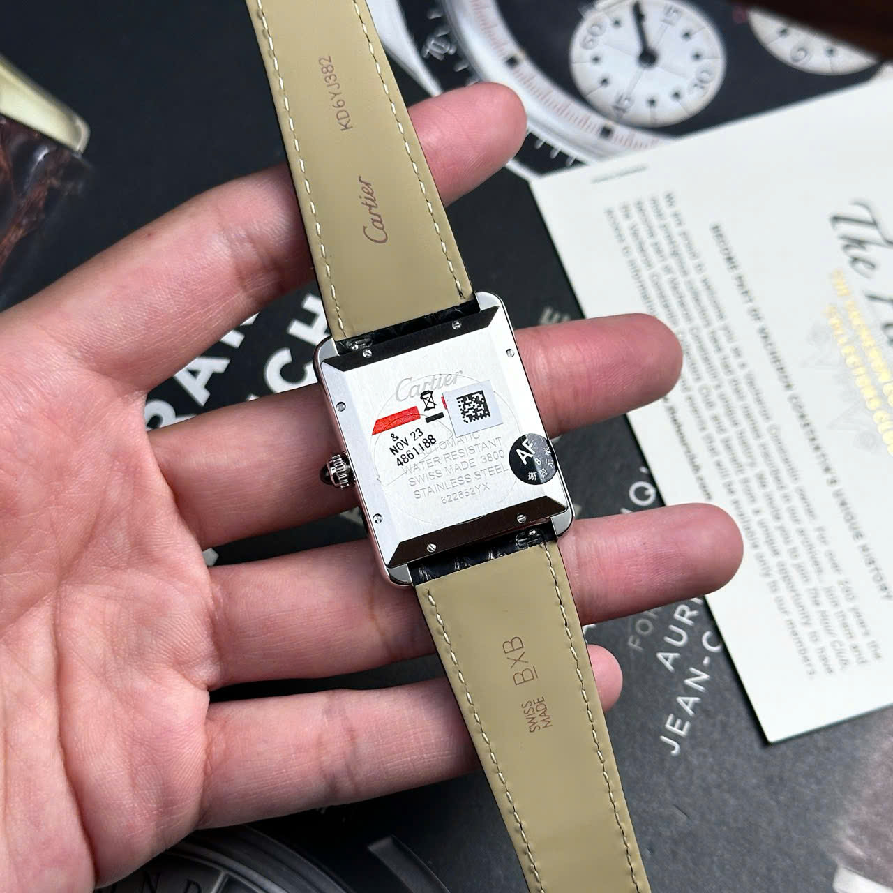 Cartier Tank Solo Extra Large White Dial Leather Strap Best Replica AF 31mm X 41mm - Image 9