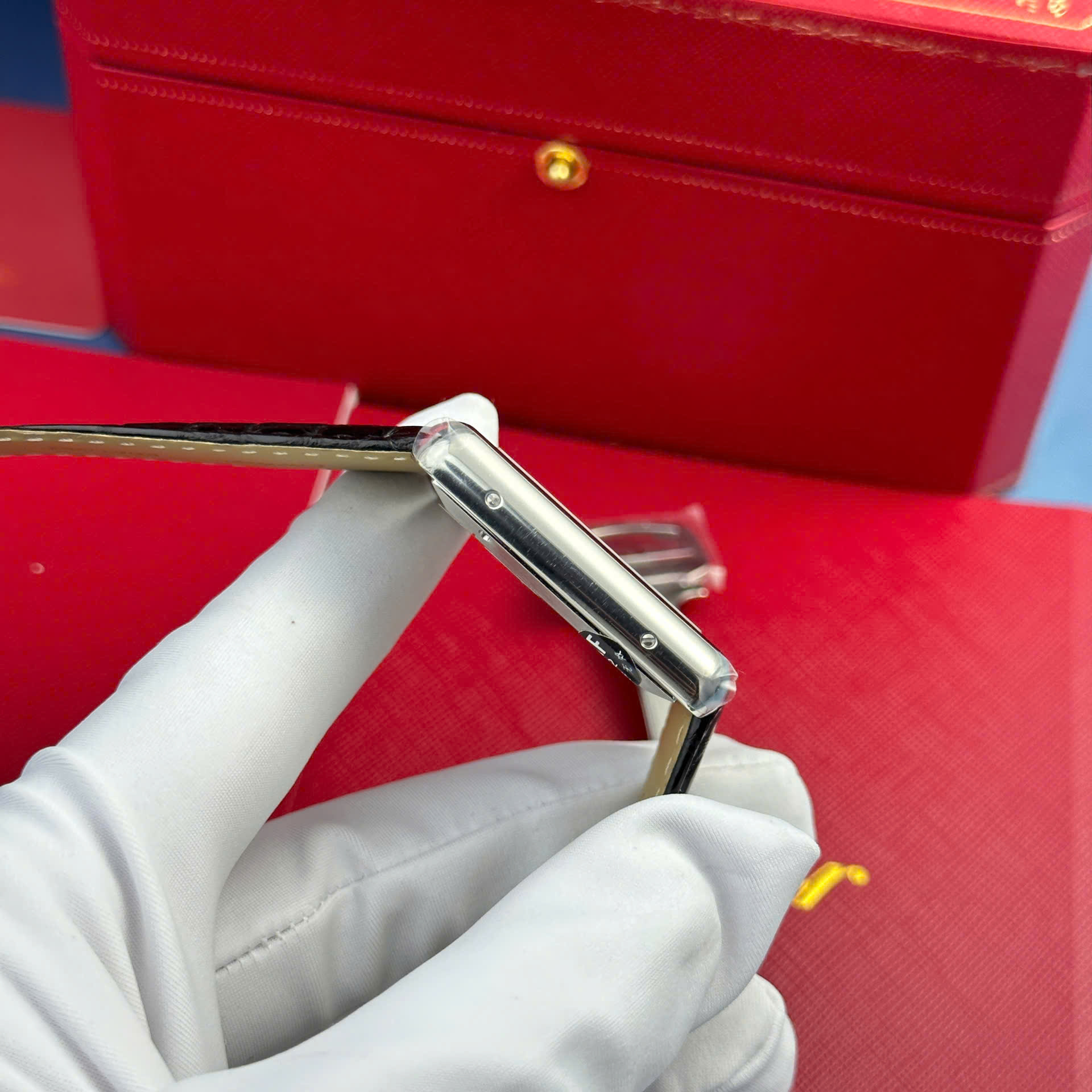 Cartier Tank Must WSTA0040 Extra Large Silver Dial Best Replica AF 31mm X 41mm - Image 4