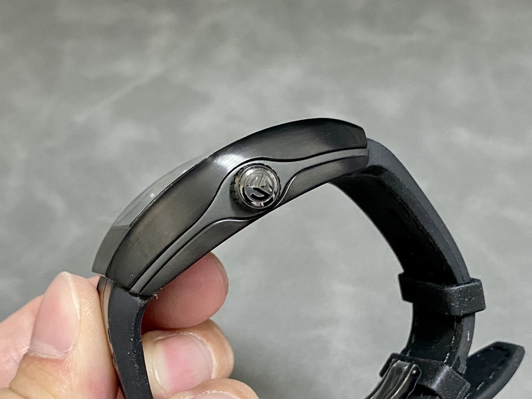 Franck Muller Vanguard V45 Ceramic Black Dial Best Replica ABF 45mm - Image 6