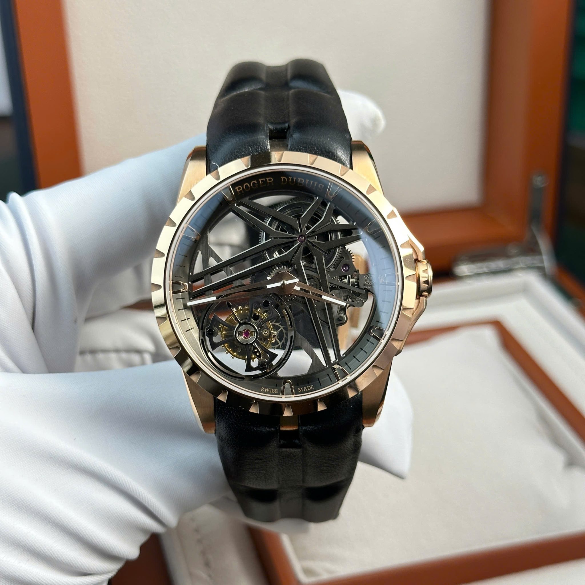 Roger Dubuis Excalibur Monotourbillon Pink Gold RDDBEX0836 Best Replica BBR 42mm