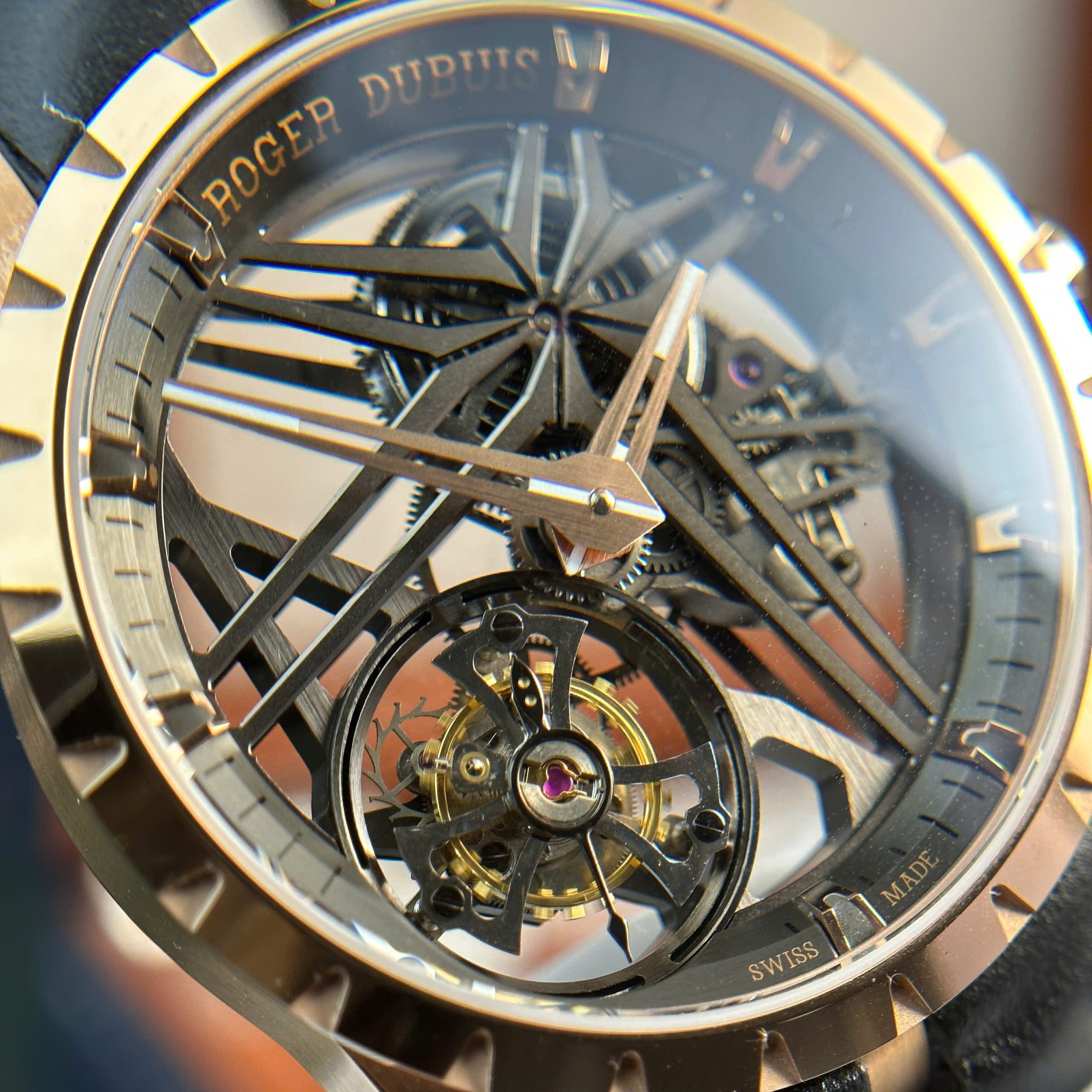 Roger Dubuis Excalibur Monotourbillon Pink Gold RDDBEX0836 Best Replica BBR 42mm - Image 4