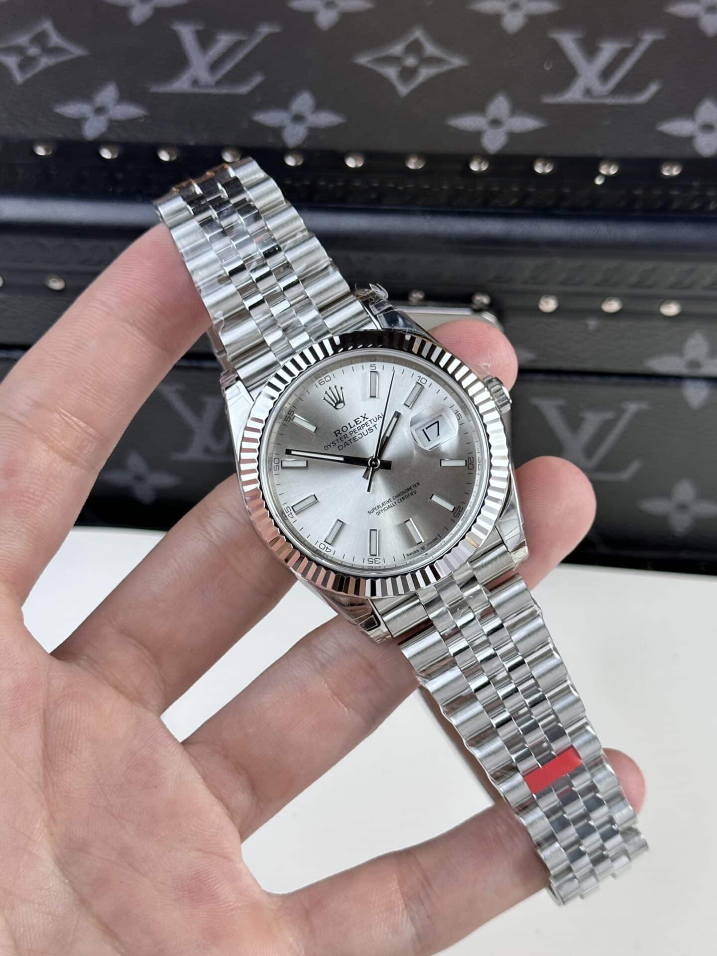 Rolex Datejust 126334 Silver Dial Luminous Hour Marker Jubilee Top Quality Replica VSF 41mm - Image 2