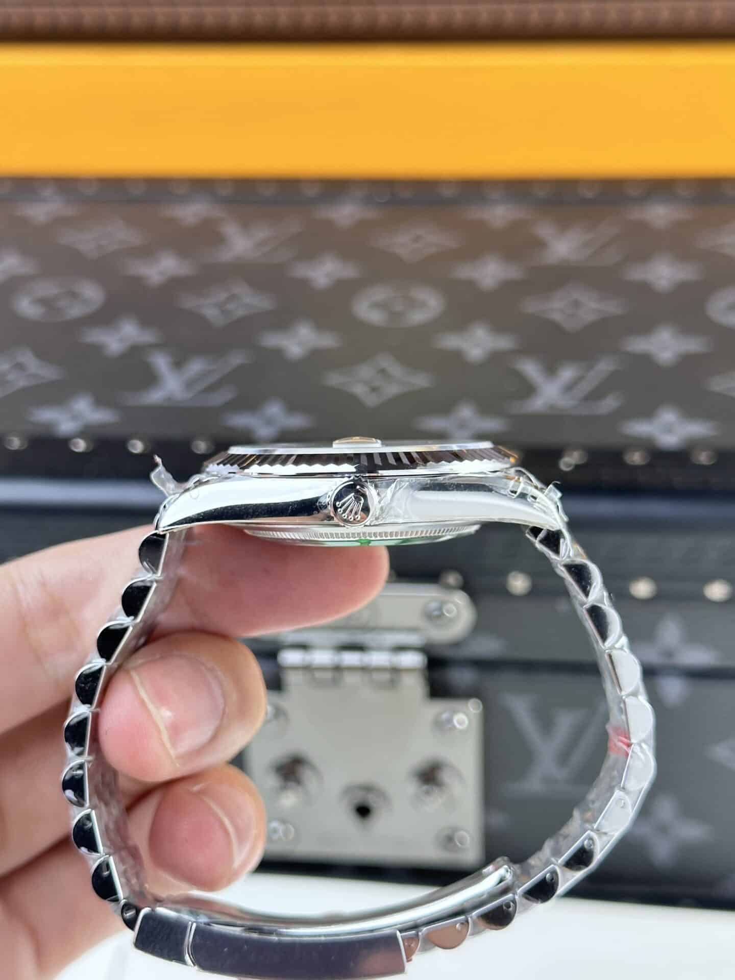 Rolex Datejust 126334 Silver Dial Luminous Hour Marker Jubilee Top Quality Replica VSF 41mm - Image 7