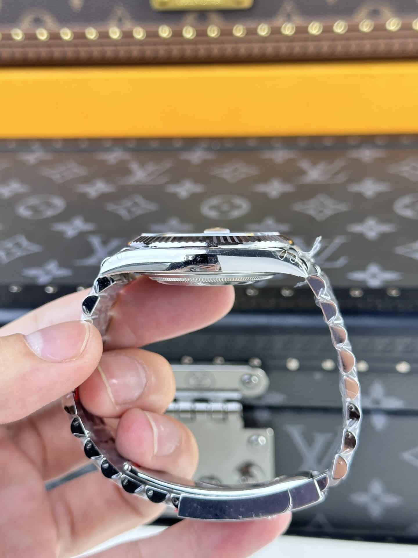 Rolex Datejust 126334 Silver Dial Luminous Hour Marker Jubilee Top Quality Replica VSF 41mm - Image 8