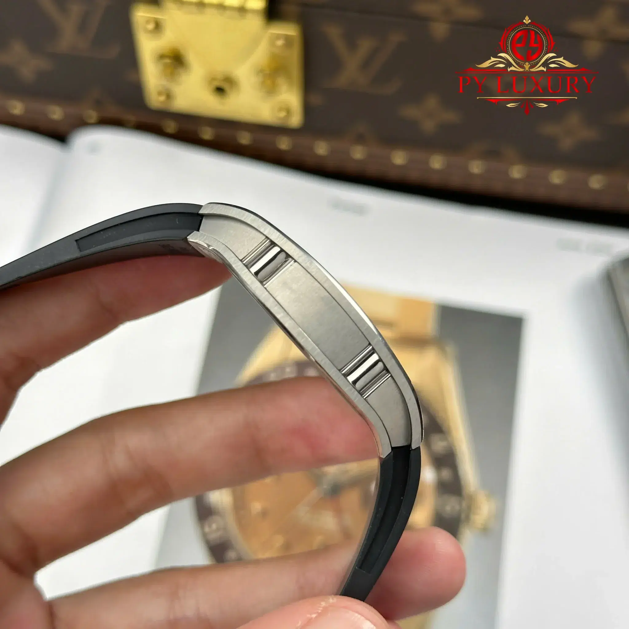 Richard Mille RM67-01 Titanium Extra-Flat Rubber Band Best Replica 38.7mm X 47.5mm - Image 9