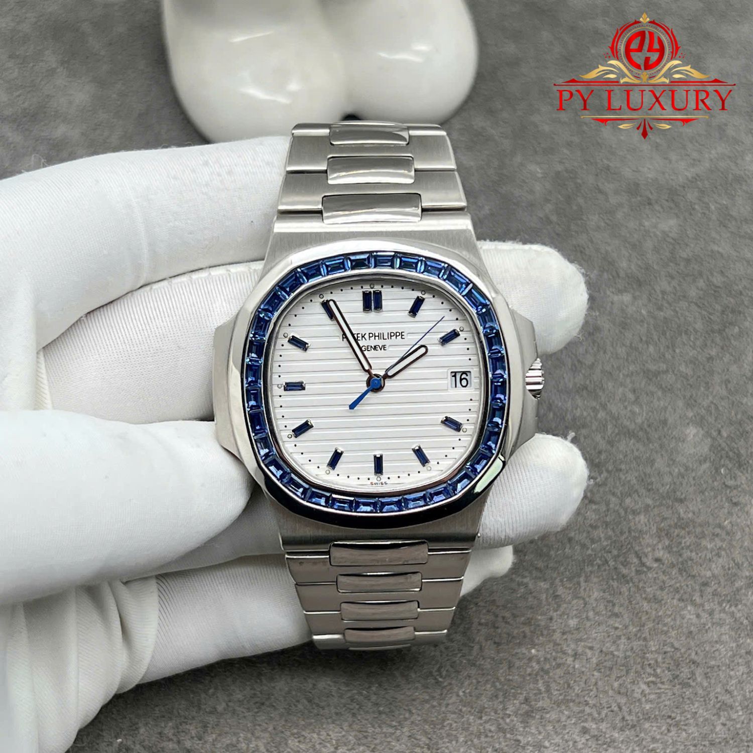 Patek Philippe Nautilus 5711/111P-010 Custom Made 1:1 Platinum 950 Blue Sapphire 40mm
