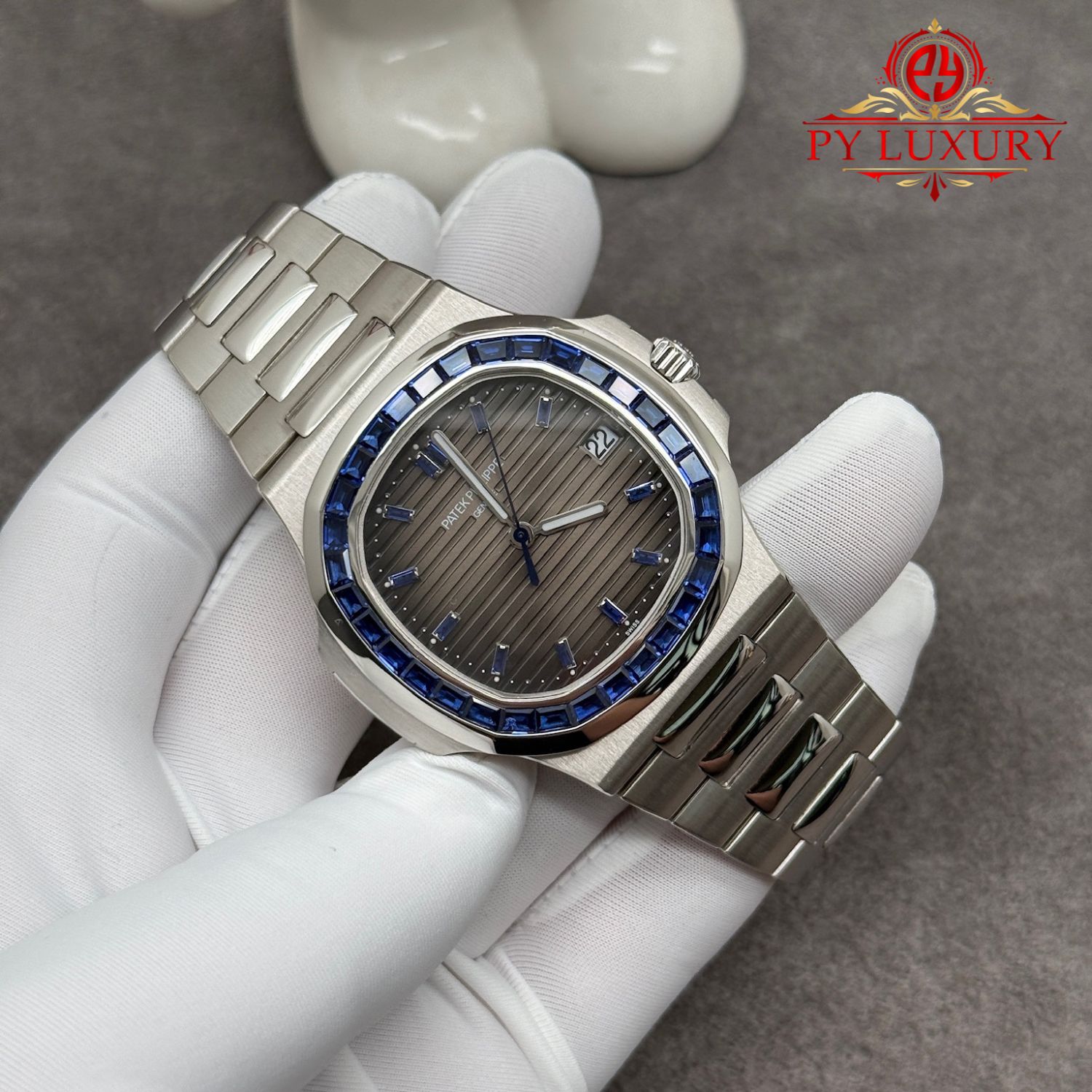Patek Philippe Nautilus 5711/111P-001 Blue Sapphire Custom Made 1:1 Real Platinum 40mm - Image 2