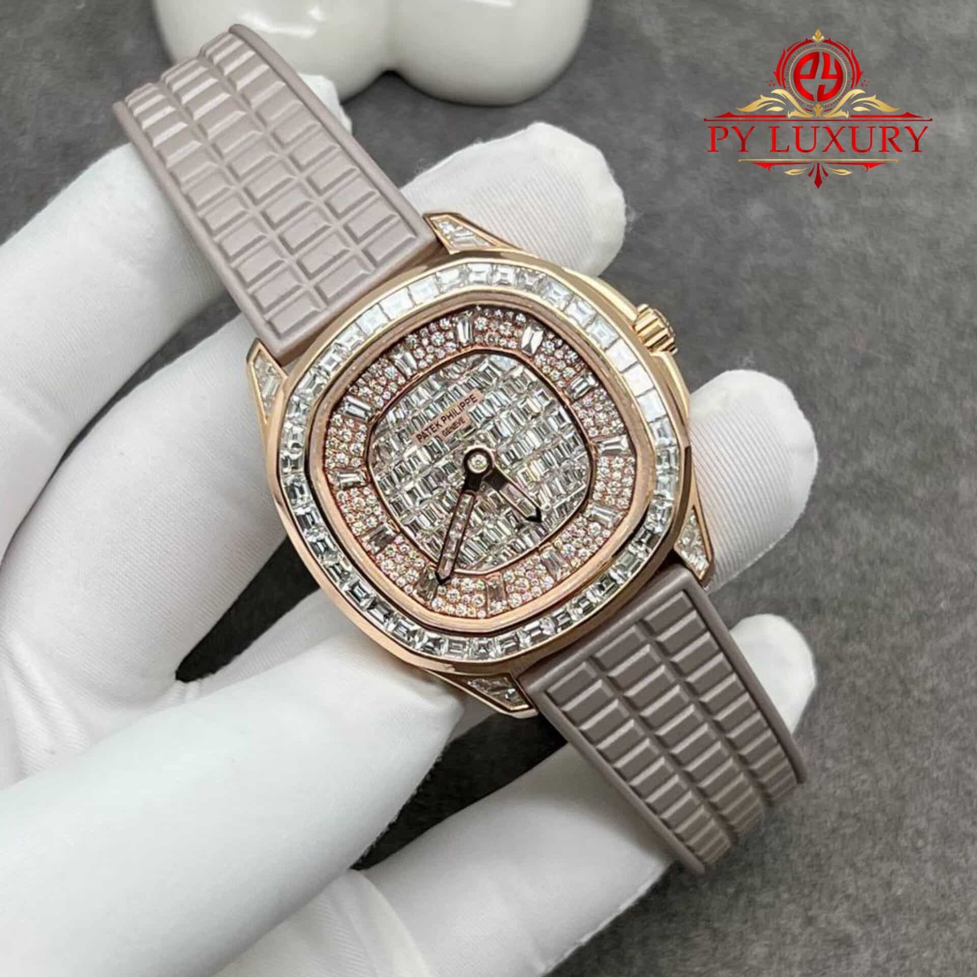 Patek Philippe Aquanaut 5062/450R-001 Custom Made 18K Solid Gold Diamonds 38.8mm - Image 2