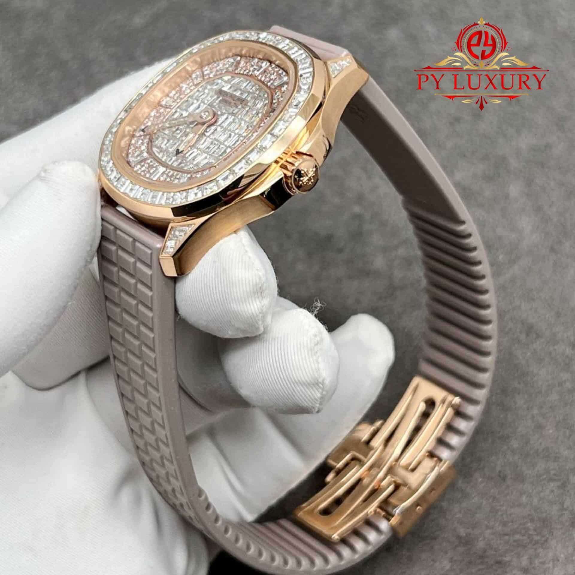 Patek Philippe Aquanaut 5062/450R-001 Custom Made 18K Solid Gold Diamonds 38.8mm - Image 4