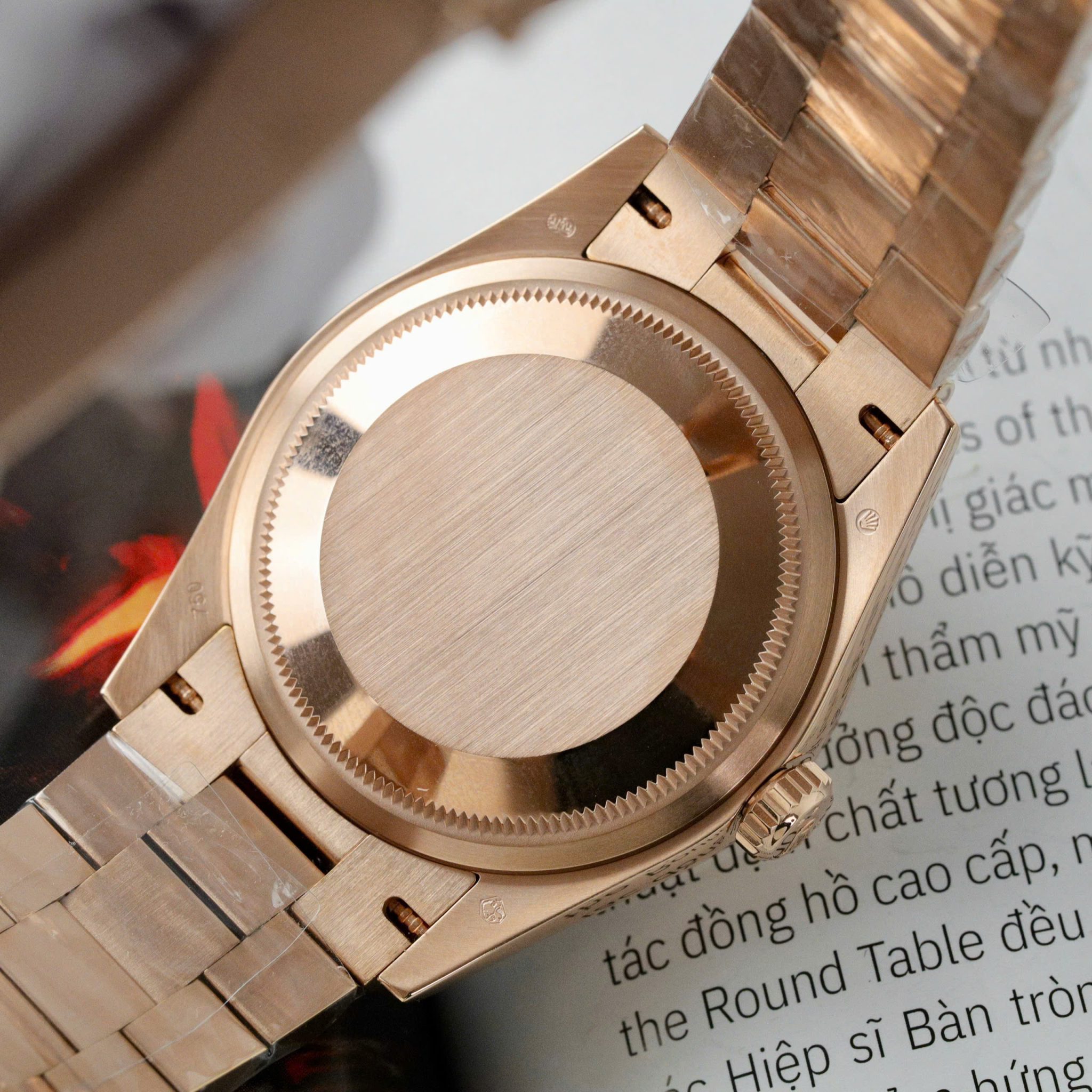 Rolex Day-Date 118235 Chocolate Diamond & Ruby Dial 18K Rose Gold Wrapped 1:1 Replica GMF 36mm - Image 7