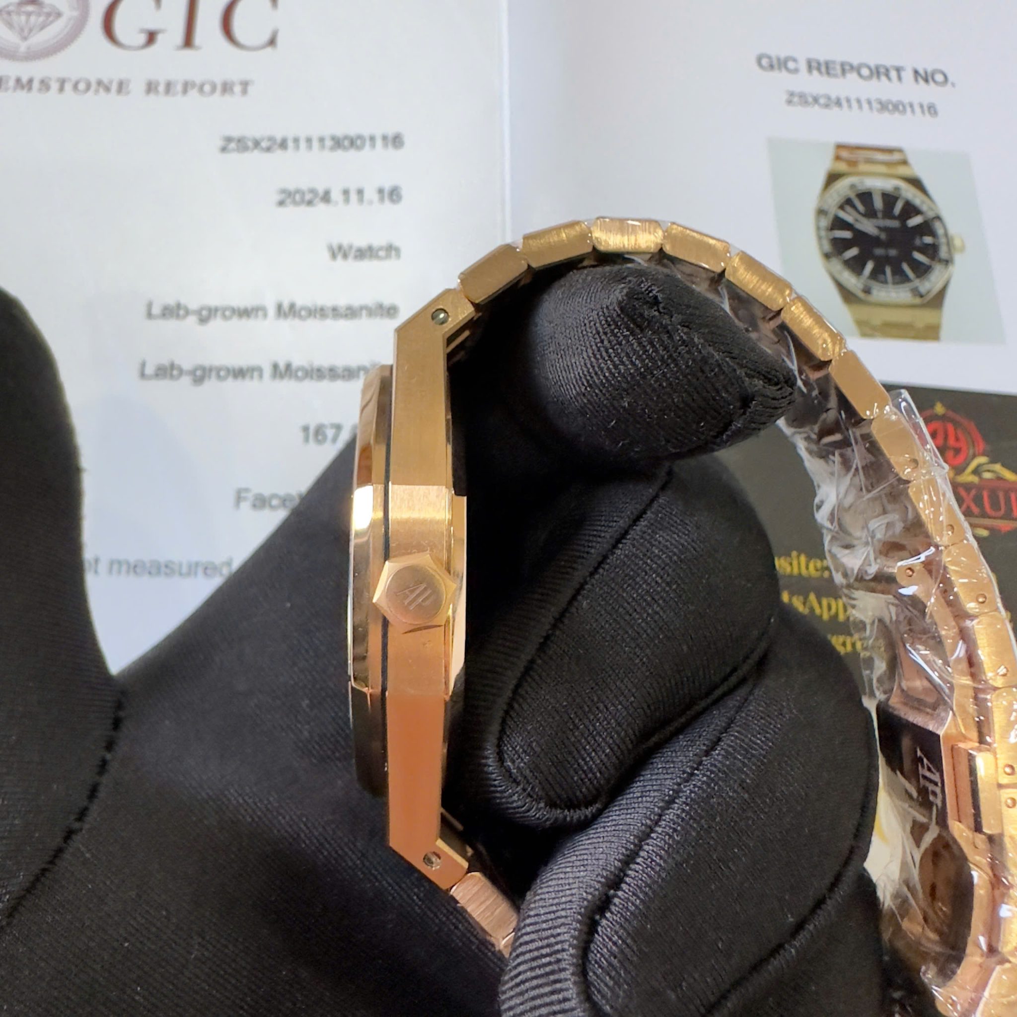 Audemars Piguet Royal Oak 15400OR Black Dial Custom Baguette Moissanite Bezel 18K Gold Wrapped 1:1 Best Replica 41mm - Image 10