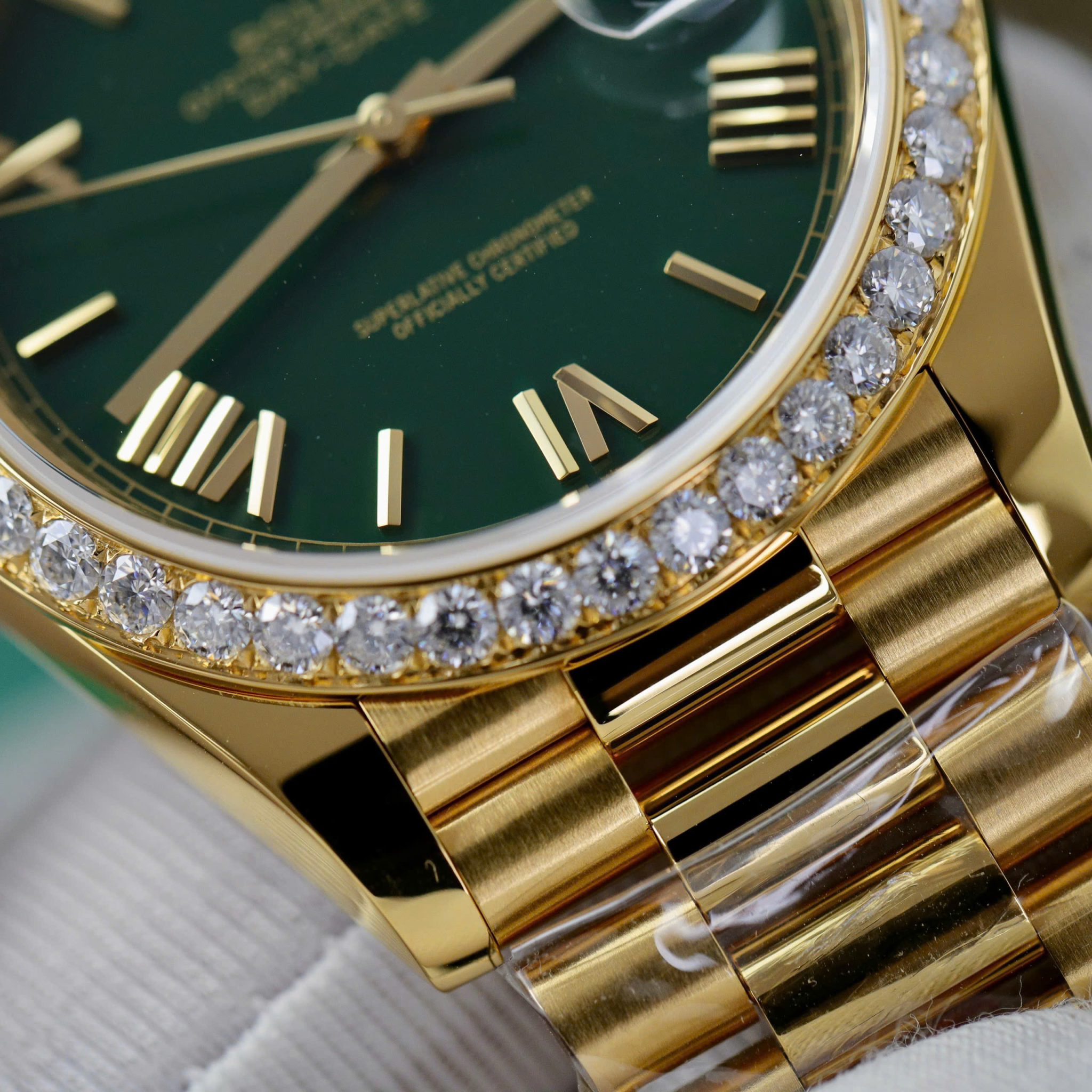 Rolex Day-Date 228348RBR Pastello Green Dial 18k Gold Wrapped Moissanite Bezel 1:1 Replica GMF V3 40mm - Image 5