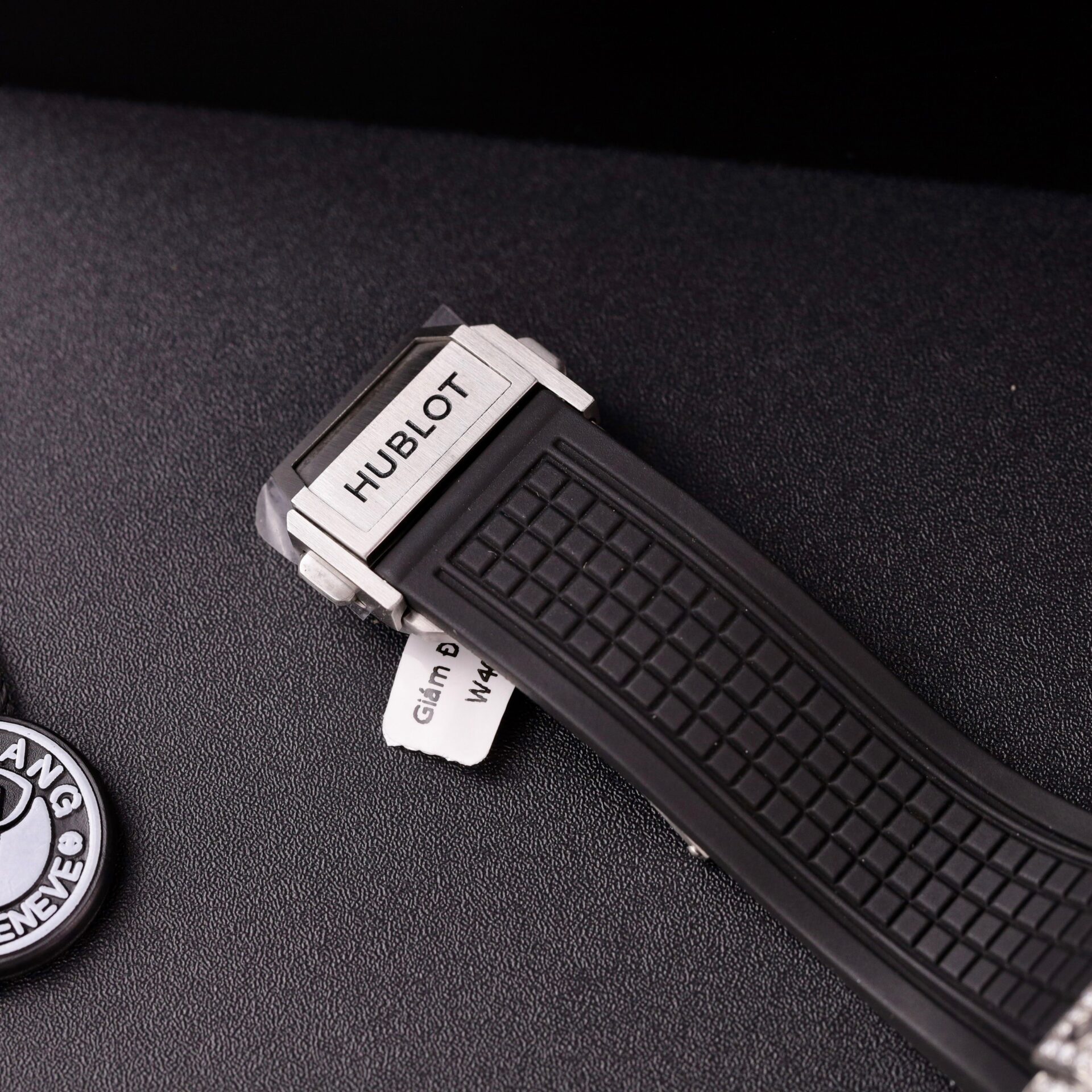 Hublot Square Bang Titanium Iced Out Moissanite Top Quality Replica 42mm - Image 9