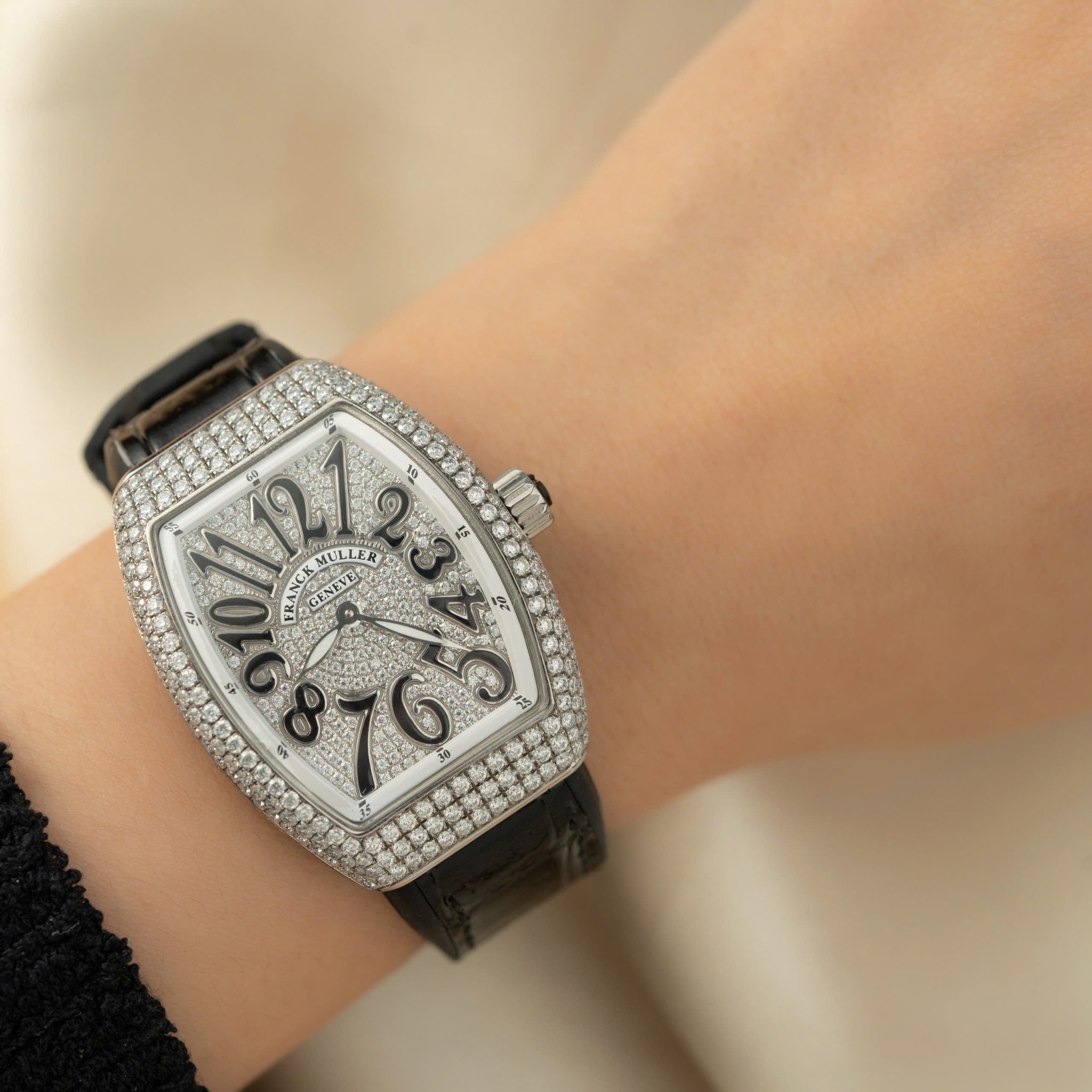 Franck Muller Vanguard V32 Black Full Moissanite Diamonds Best Replica ABF 32mm - Image 3