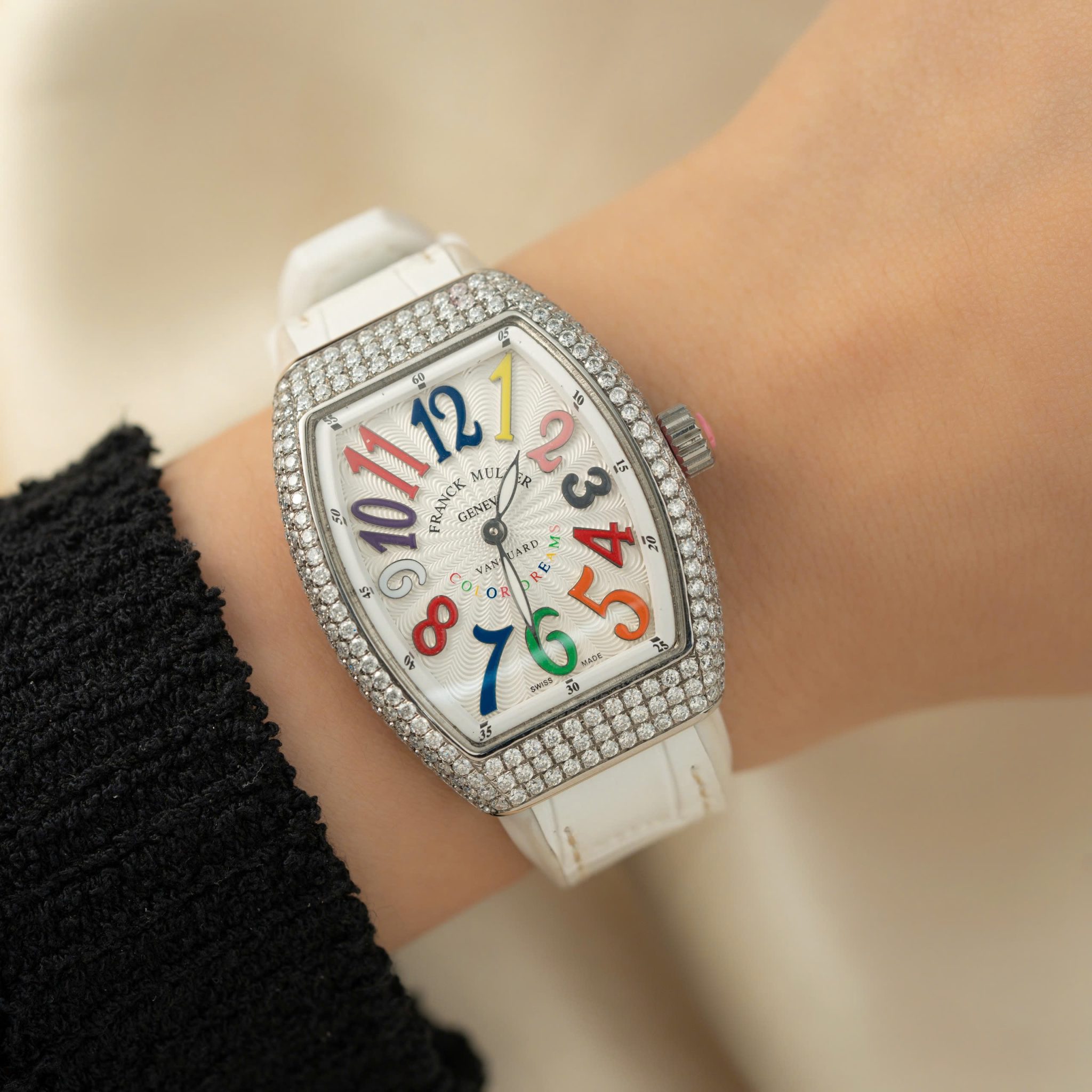 Franck Muller Vanguard V32 QZ.BLC Color Dream White Dial Custom Moissanite Best Replica ABF 32mm - Image 4