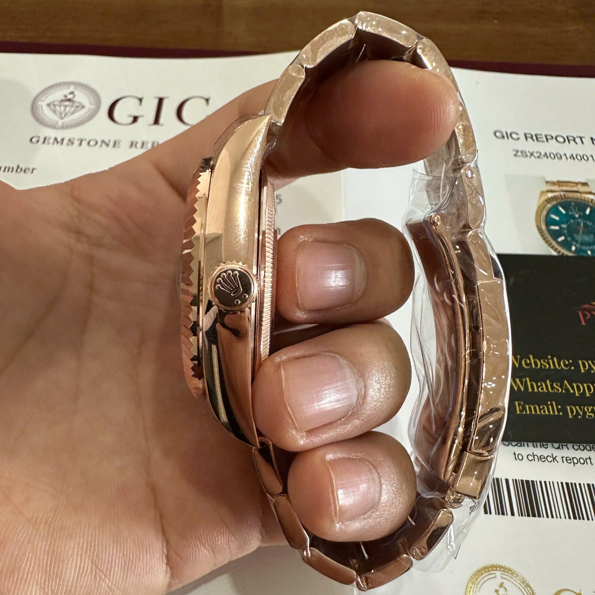 Rolex Sky-Dweller 336935 Blue-Green Index Dial 18K Gold Wrapped Oyster Bracelet Best Replica 42mm - Image 6