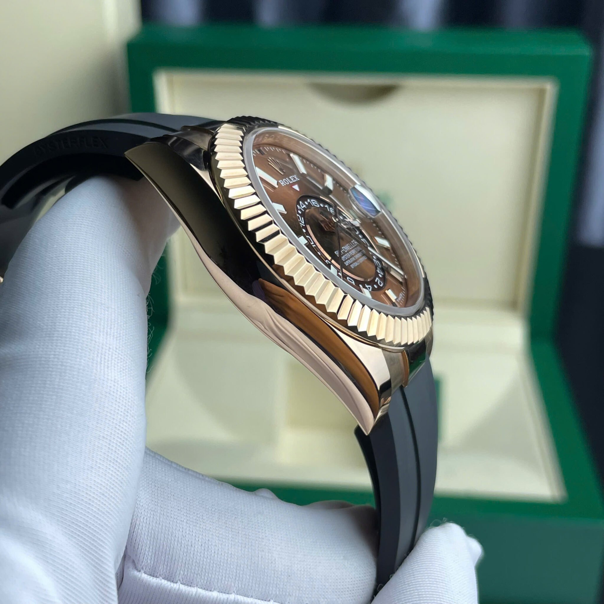 Rolex Sky-Dweller 326934 Brown Dial 18K Gold Wrapped Rubber Strap Best Replica 42mm - Image 9