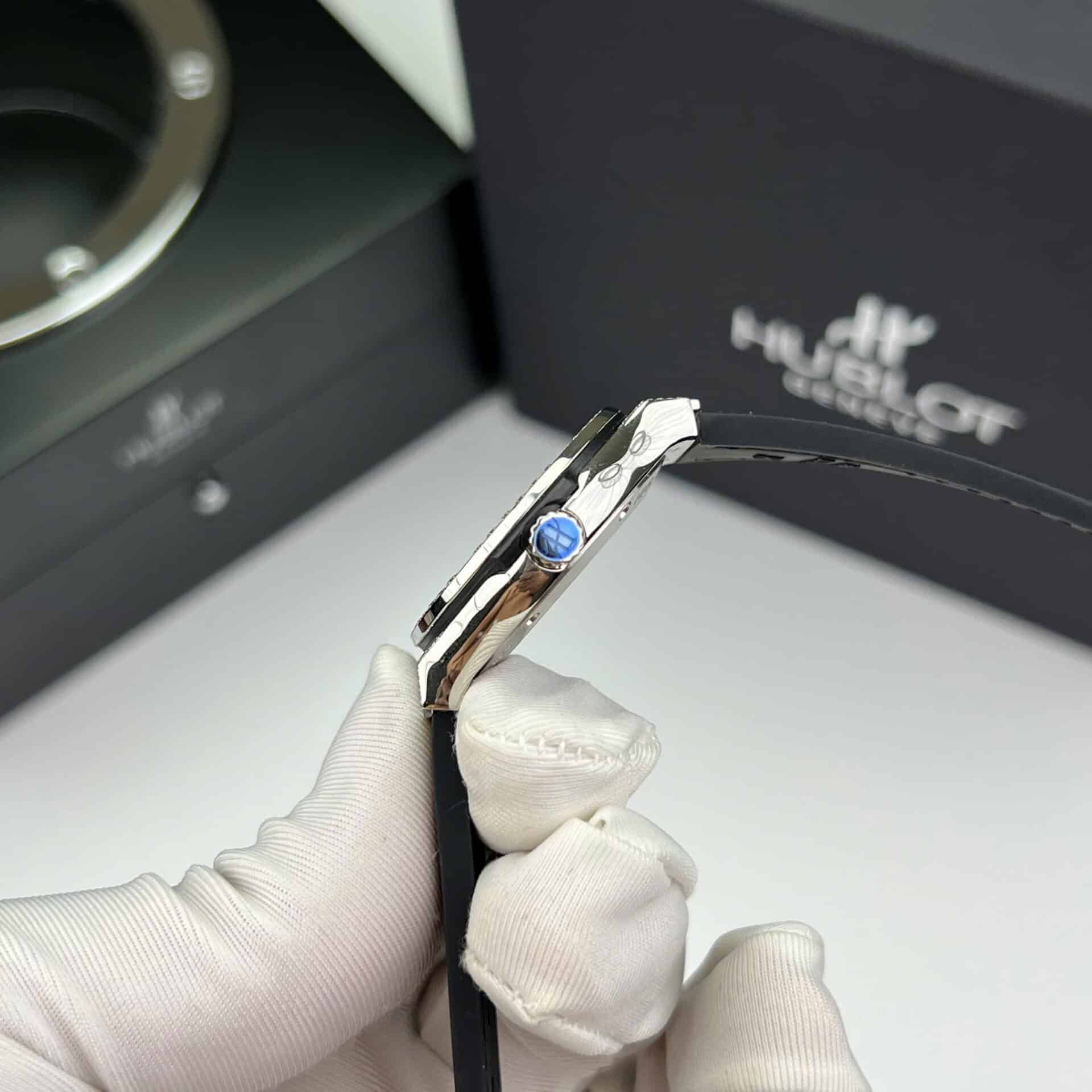 Hublot Classic Fusion Titanium Pavé Black Dial Custom Moissanite Leather Strap Best Replica 33mm - Image 5