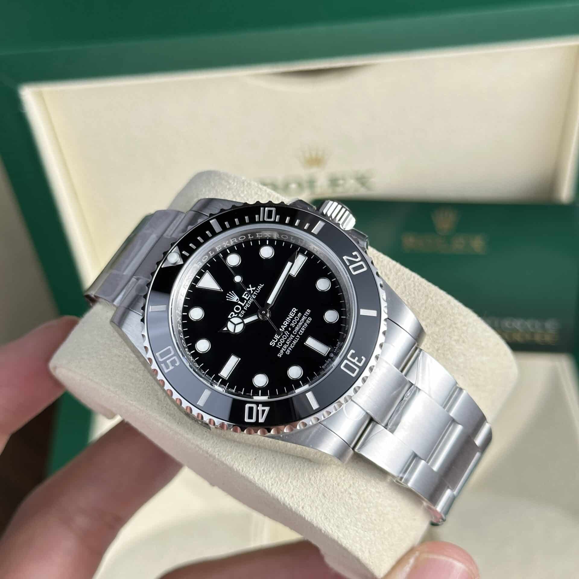 Rolex Submariner 124060 No Date BLack Dial Clean Factory 1:1 Replica 41mm - Image 3